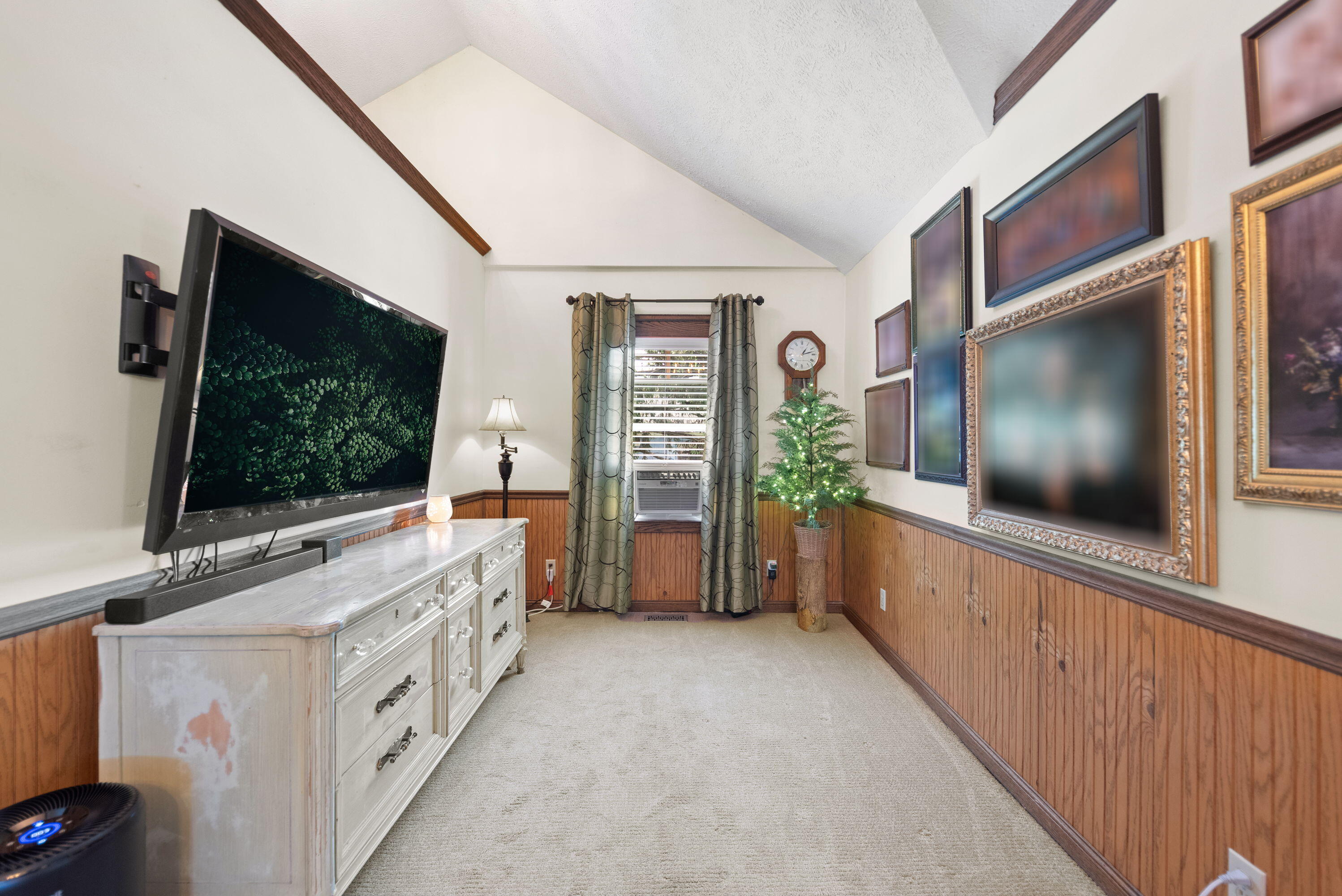 2 E Ash Street E Three Oaks MI 49128