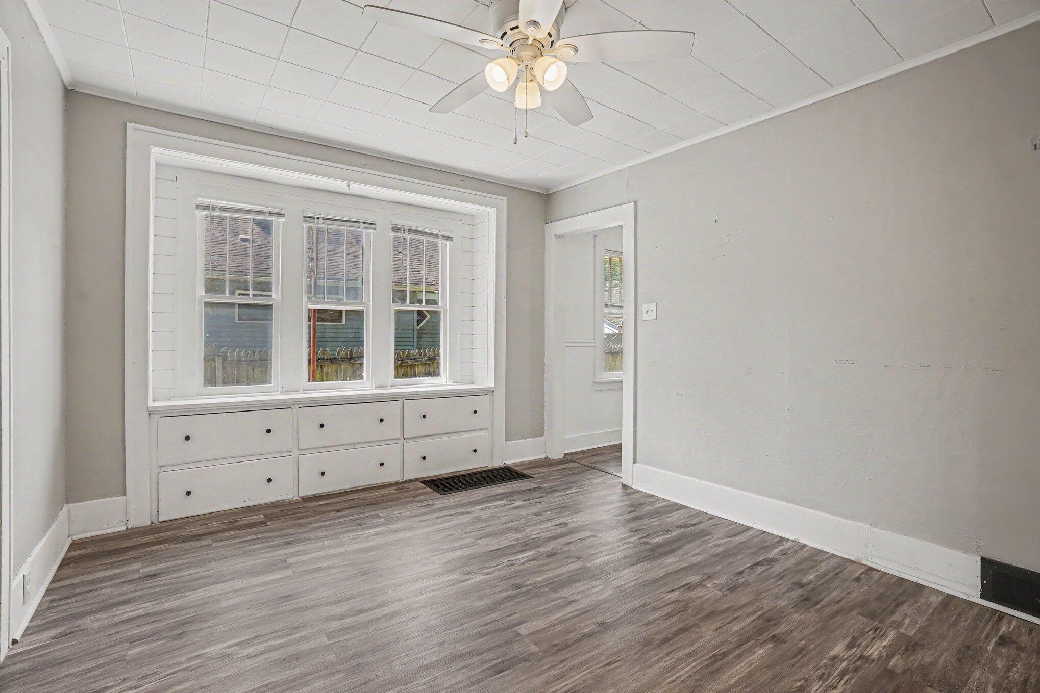 607 Ira Avenue Kalamazoo MI 49048