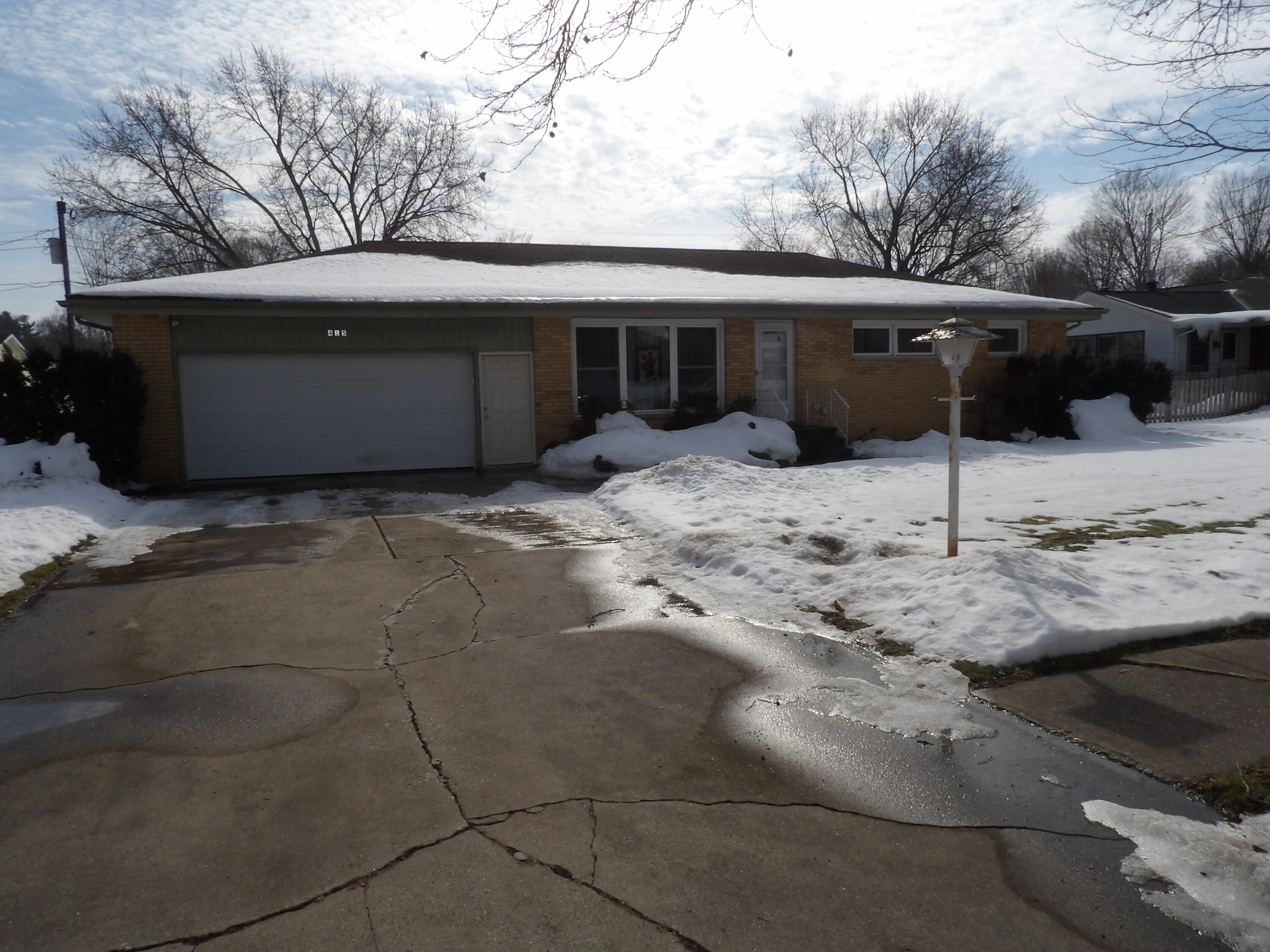 415 Remus Drive Buchanan MI 49107