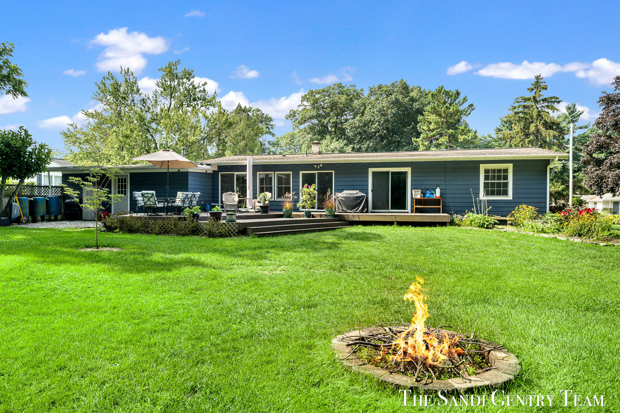 14942 Lakeshore Drive Grand Haven MI 49417
