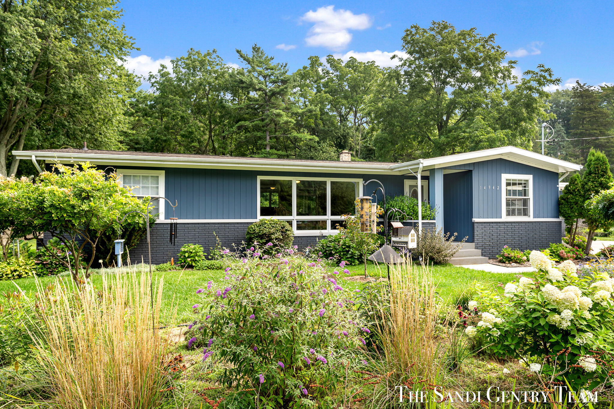 14942 Lakeshore Drive Grand Haven MI 49417