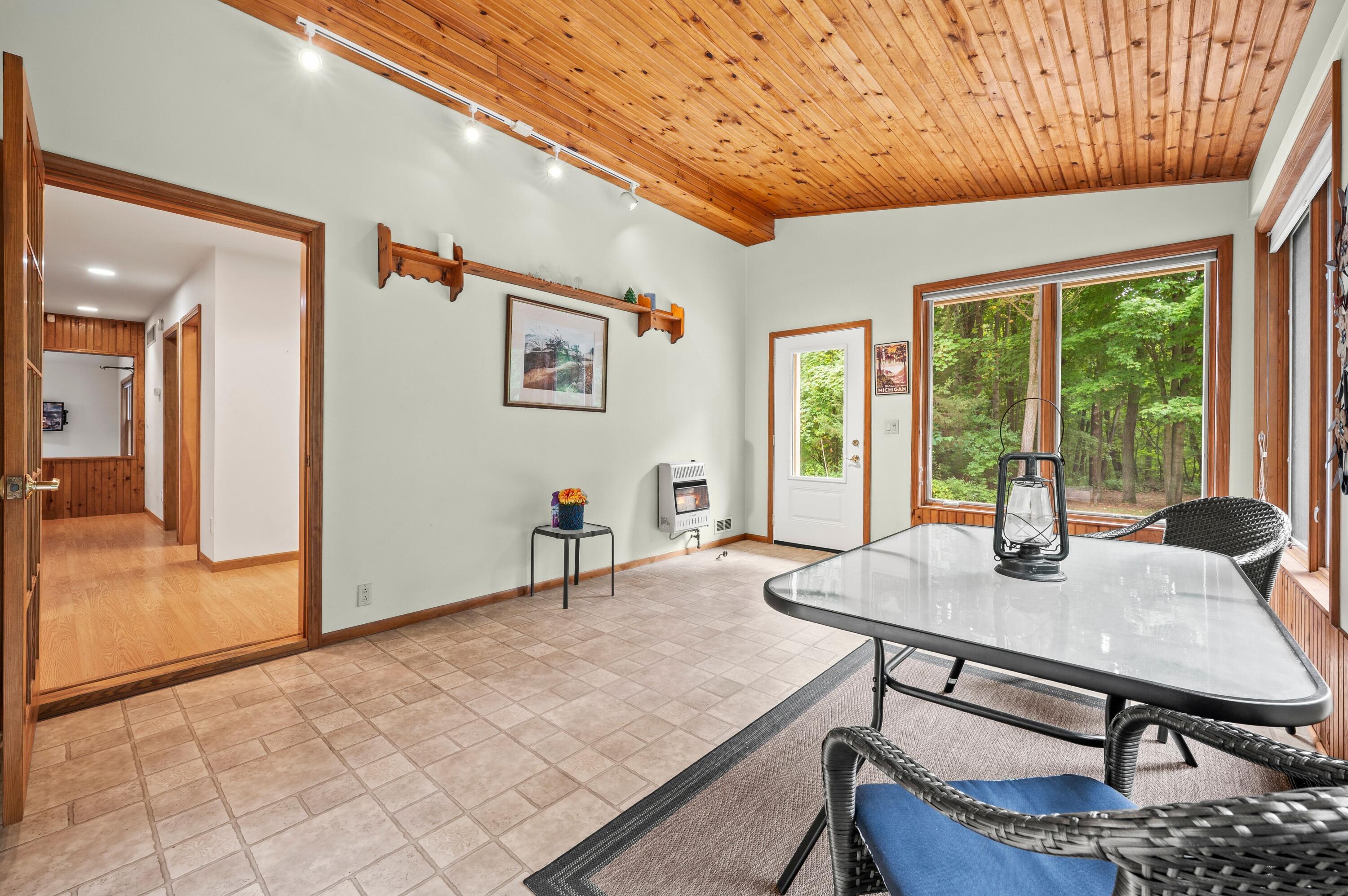 5471 Little Paw Paw Lake Road Coloma MI 49038
