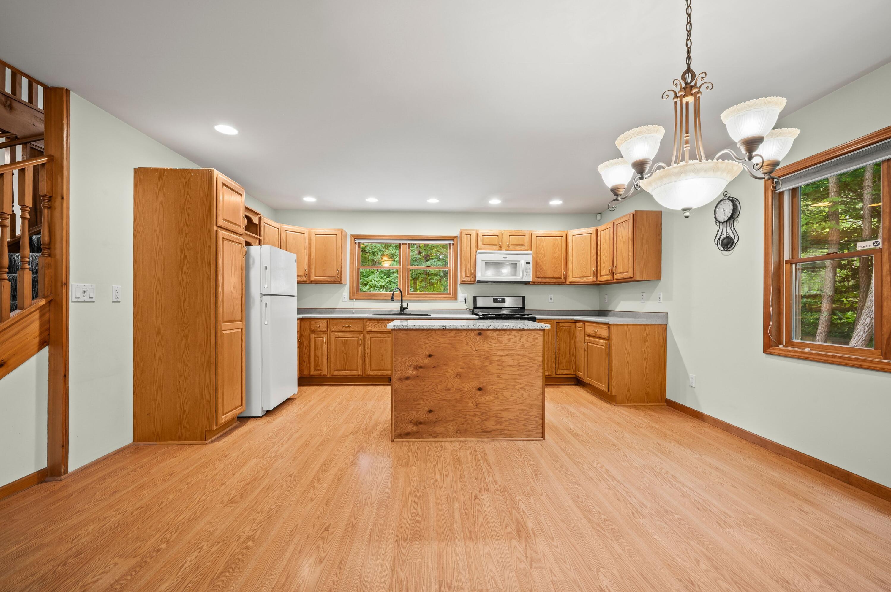 5471 Little Paw Paw Lake Road Coloma MI 49038