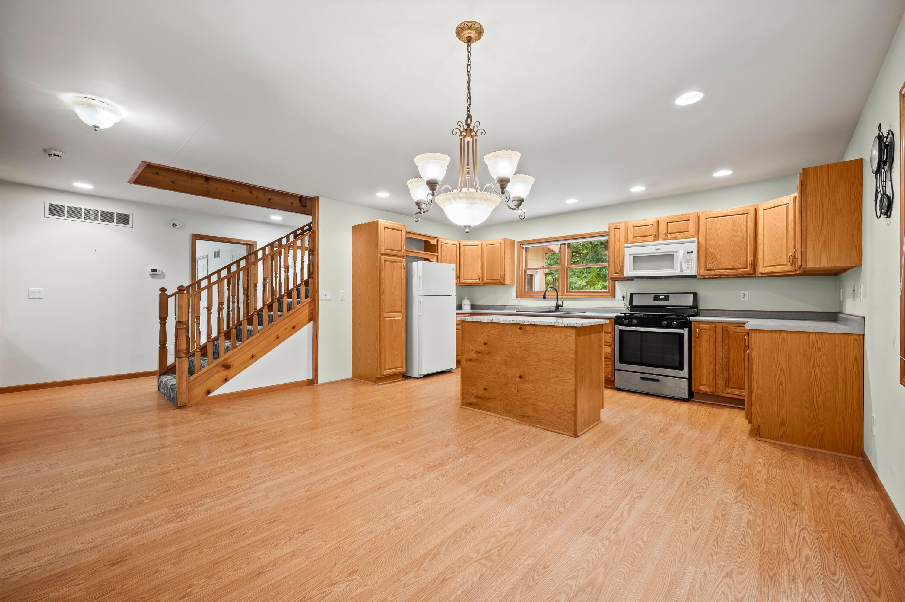 5471 Little Paw Paw Lake Road Coloma MI 49038