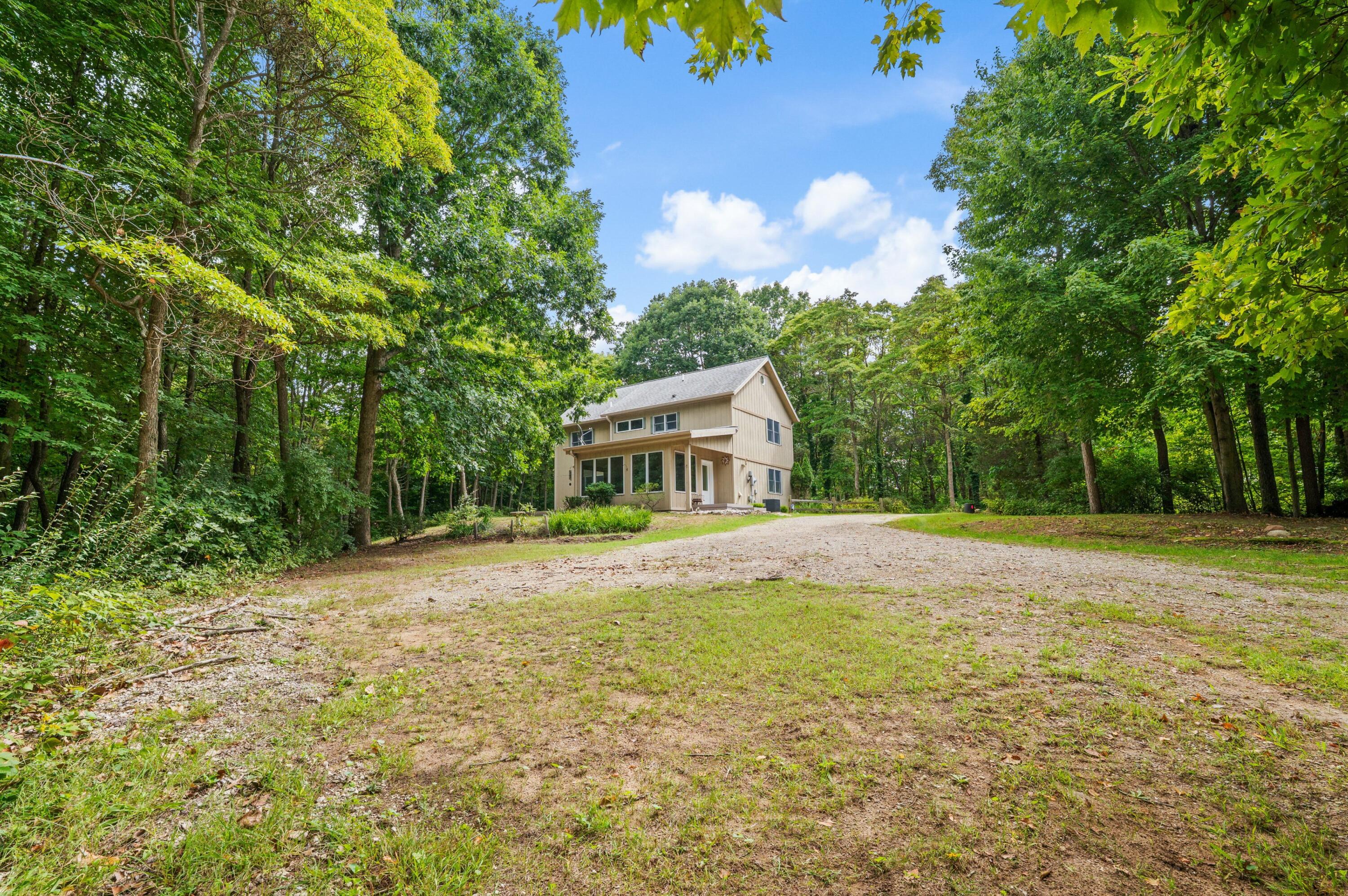 5471 Little Paw Paw Lake Road Coloma MI 49038