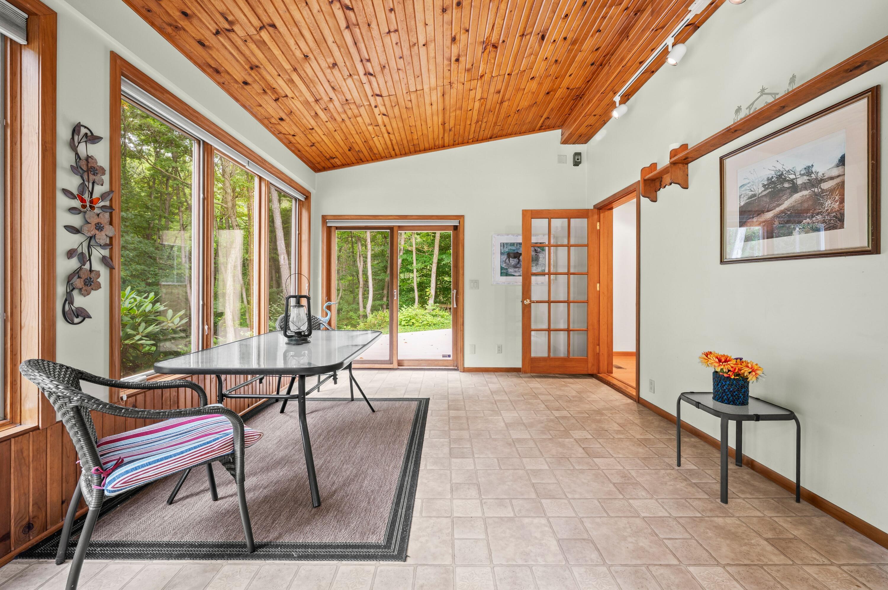 5471 Little Paw Paw Lake Road Coloma MI 49038