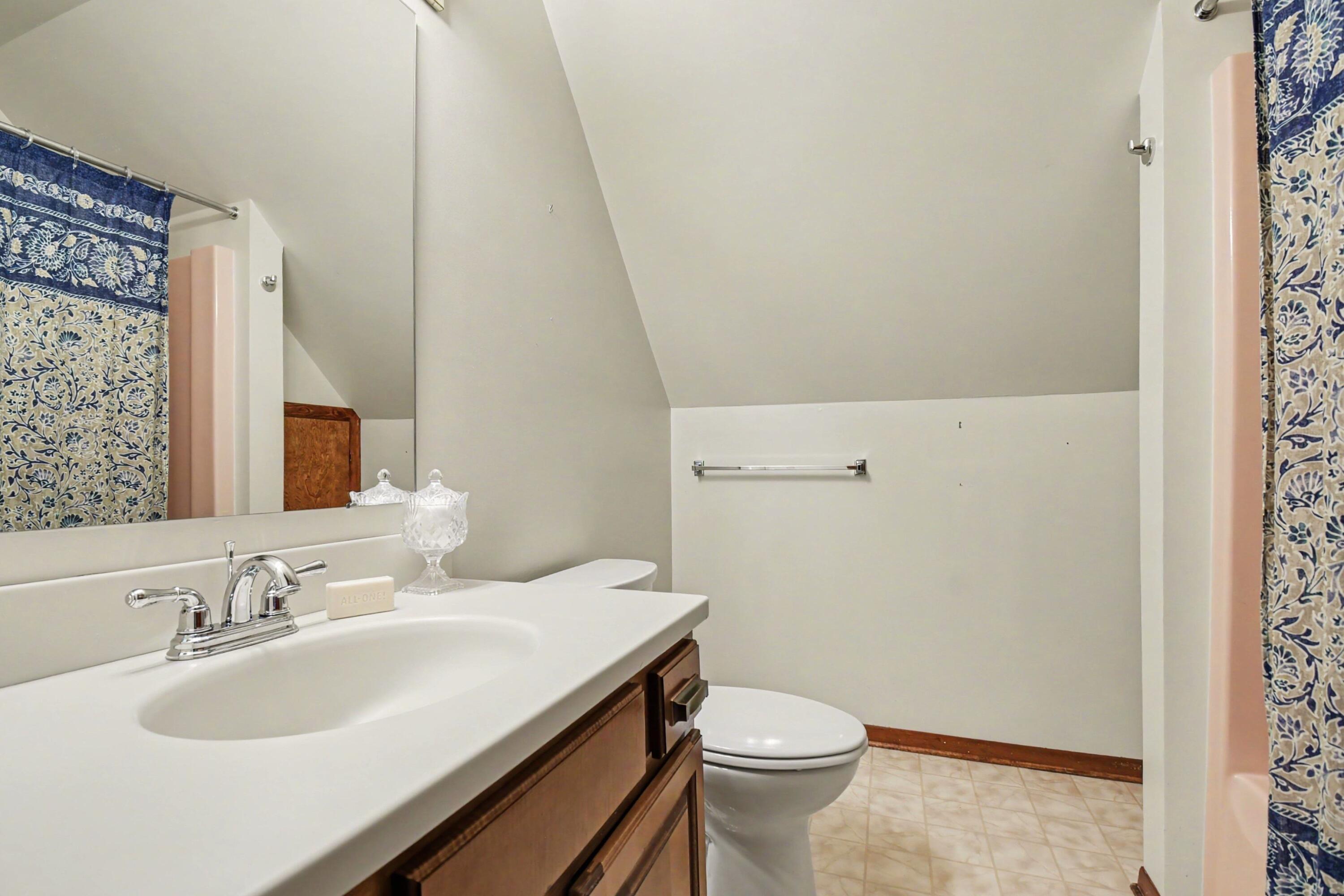 6039 Arroyo Vista Drive NE Rockford MI 49341