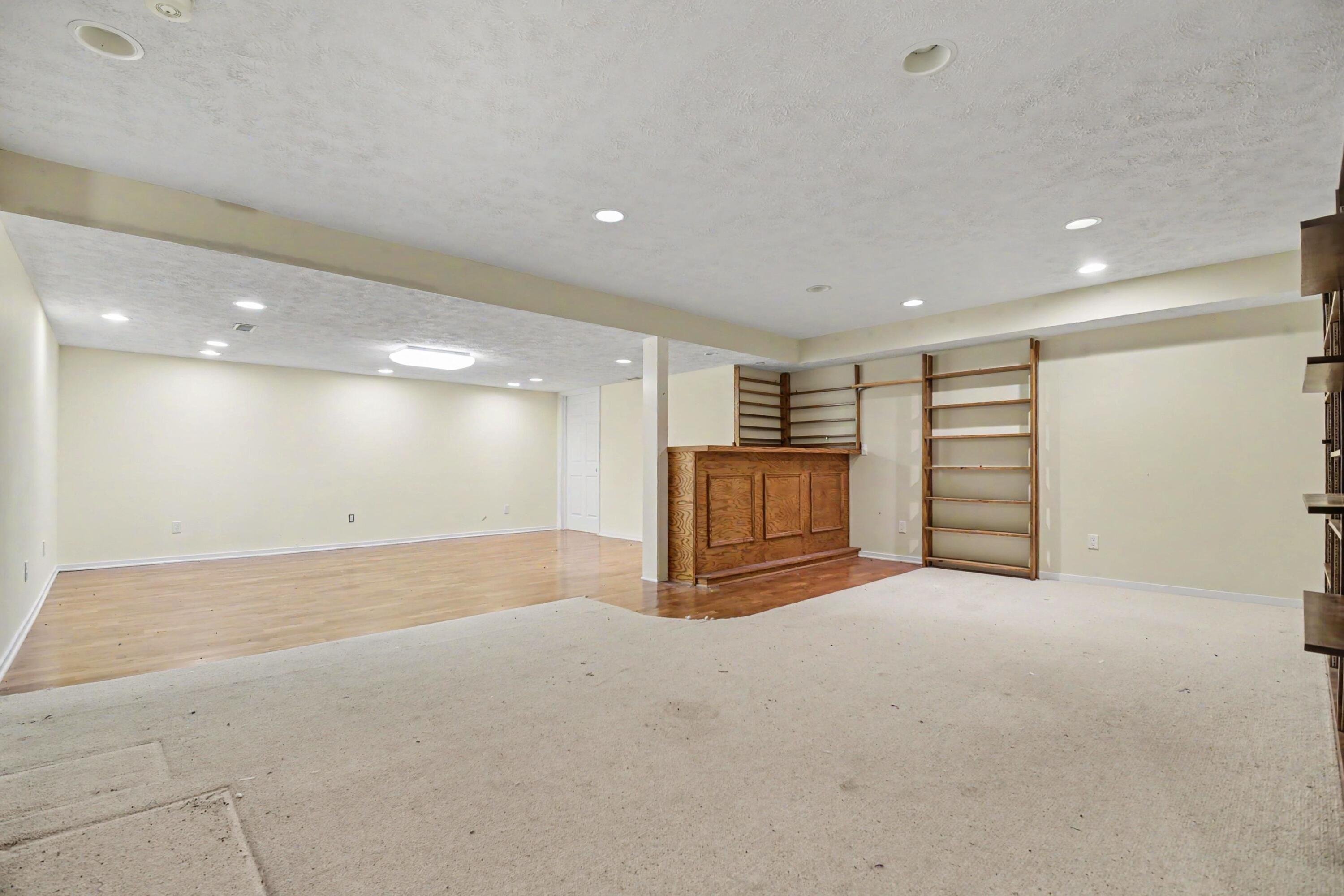 6039 Arroyo Vista Drive NE Rockford MI 49341