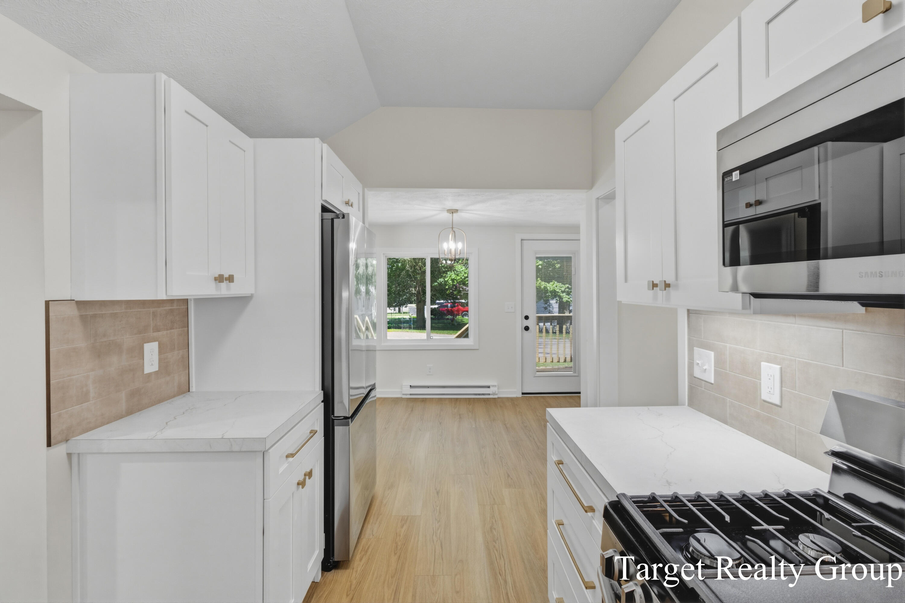 8660 Merry Drive NE Rockford MI 49341