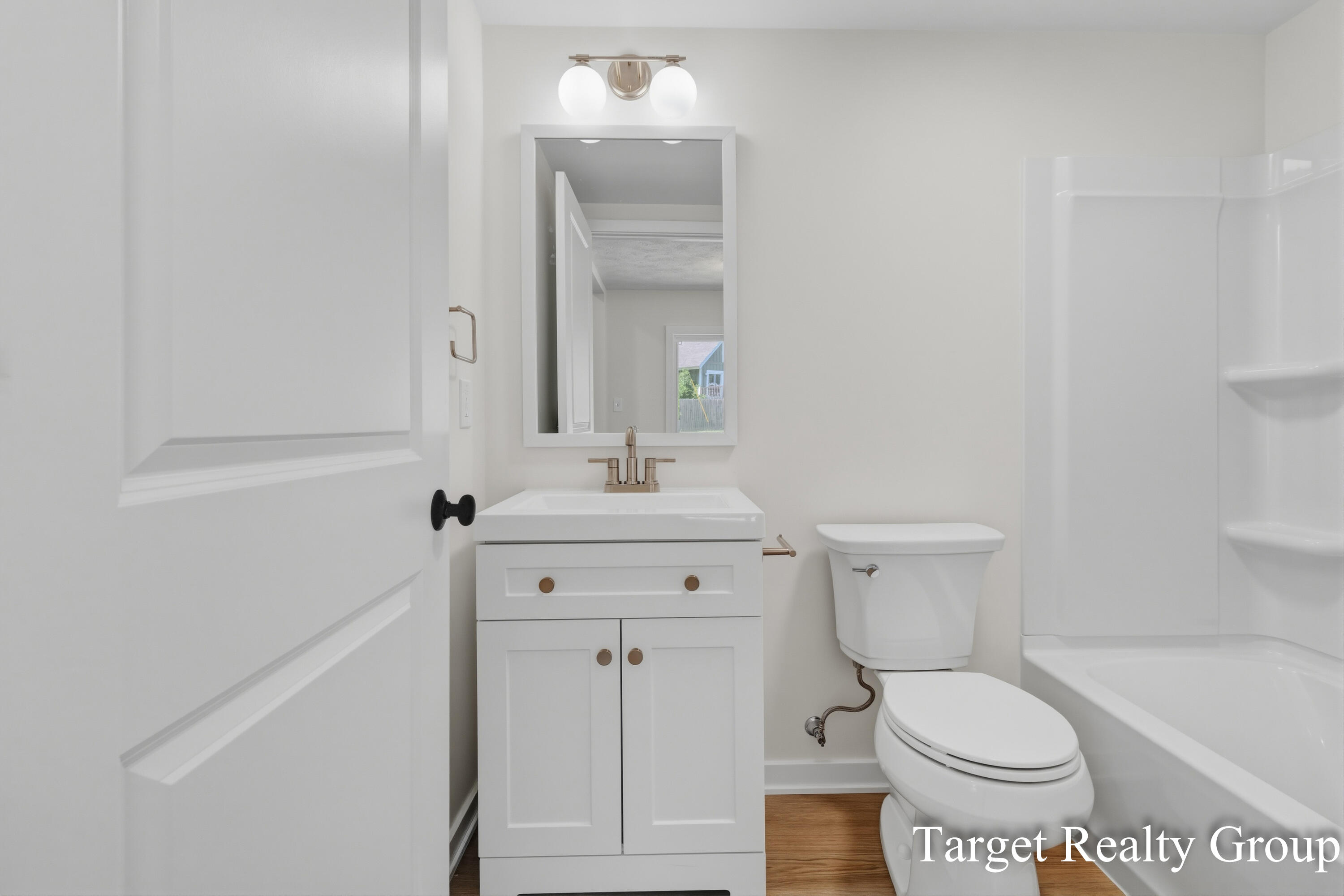 8660 Merry Drive NE Rockford MI 49341