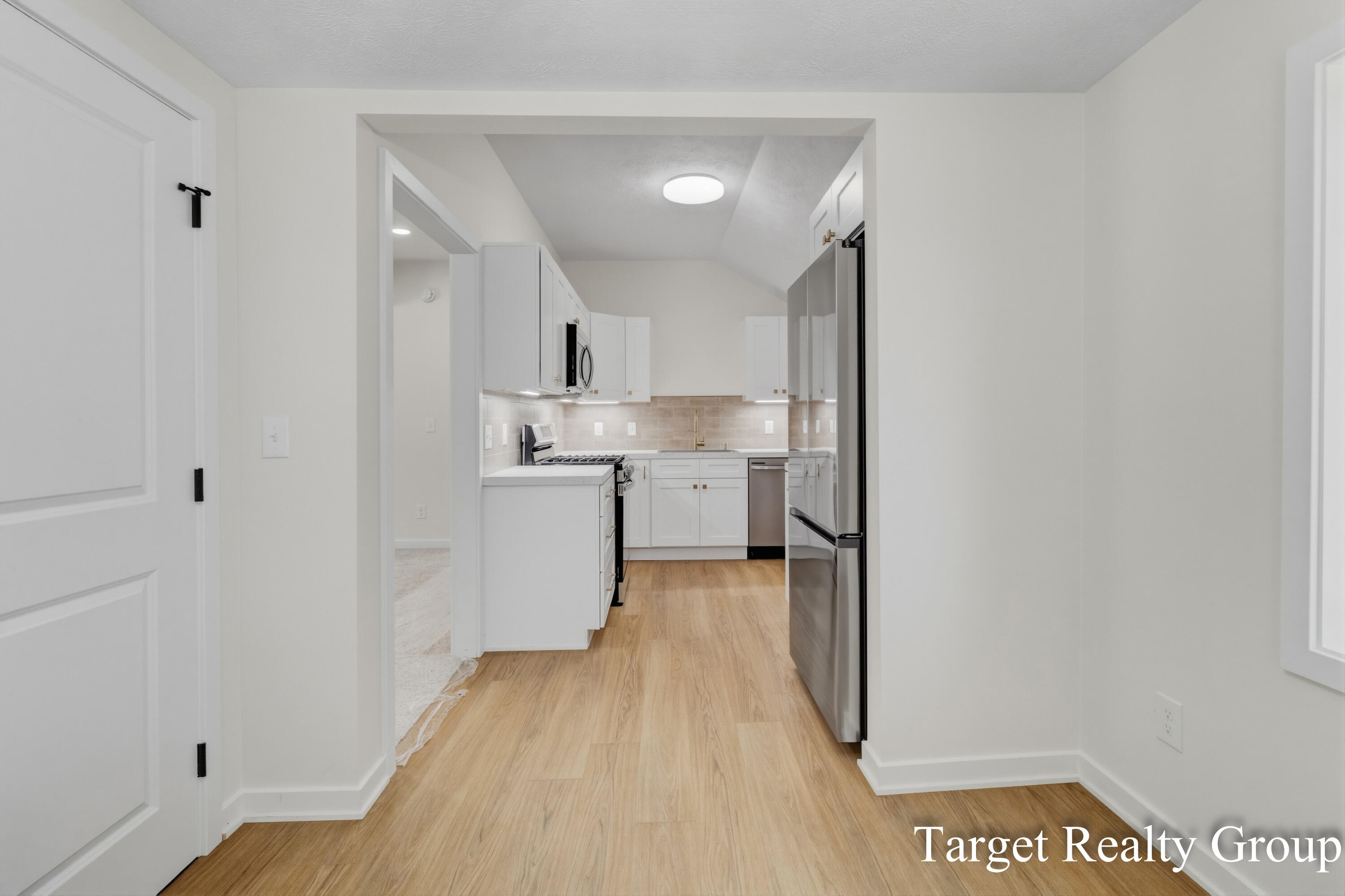 8660 Merry Drive NE Rockford MI 49341