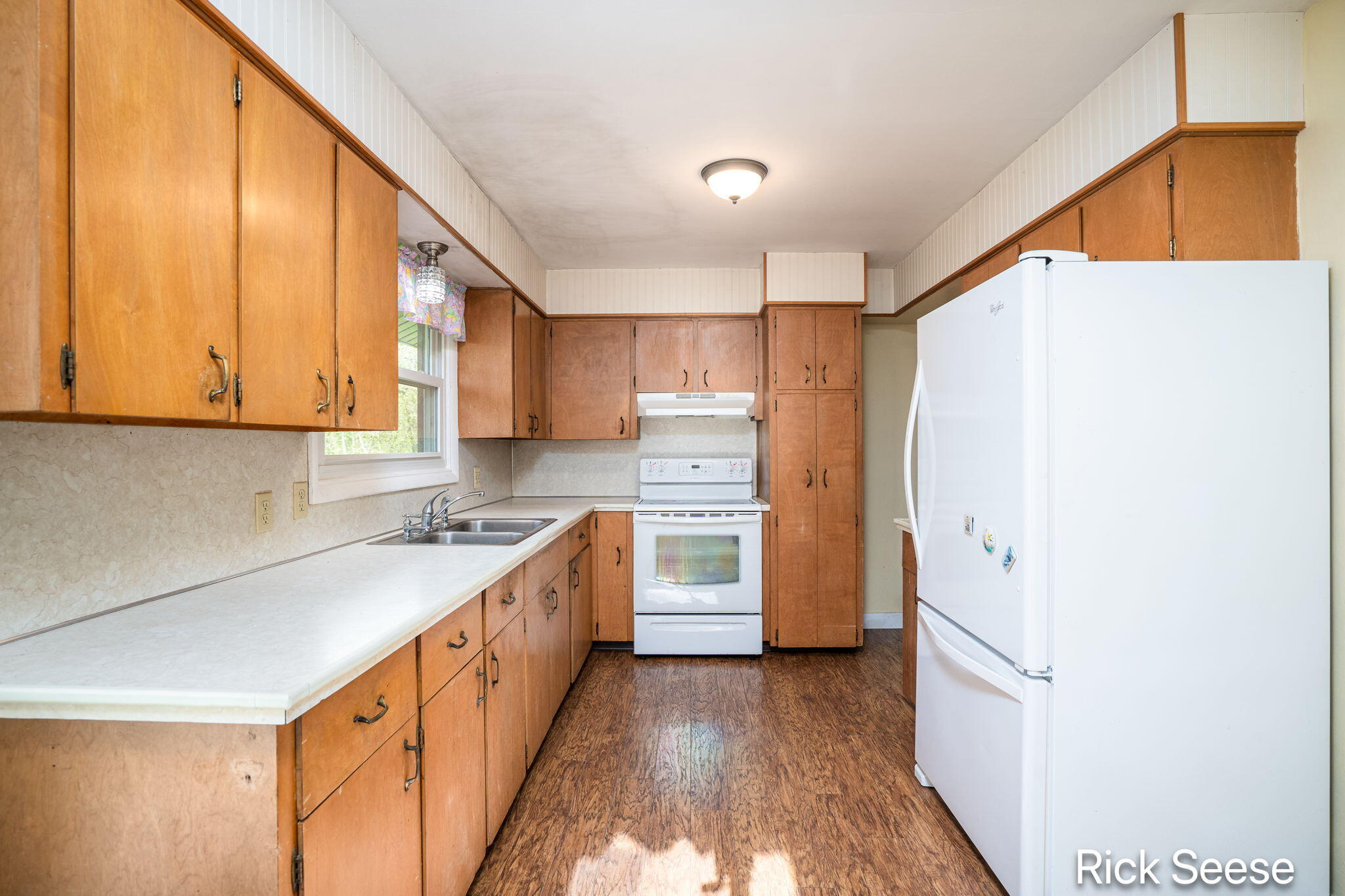 9800 5 Mile Road NE Ada MI 49301