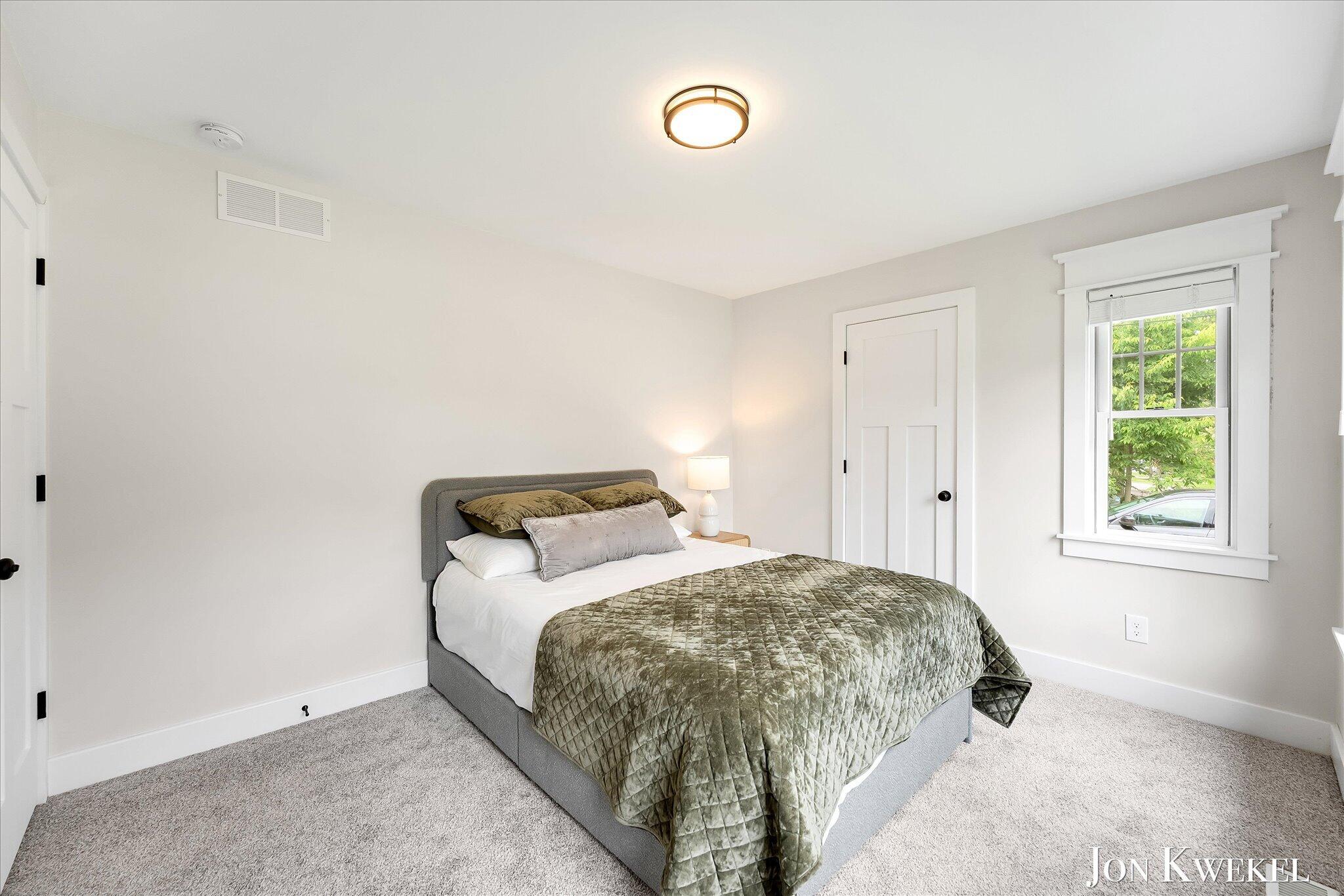 1959 Plainfield Avenue NE Grand Rapids MI 49505