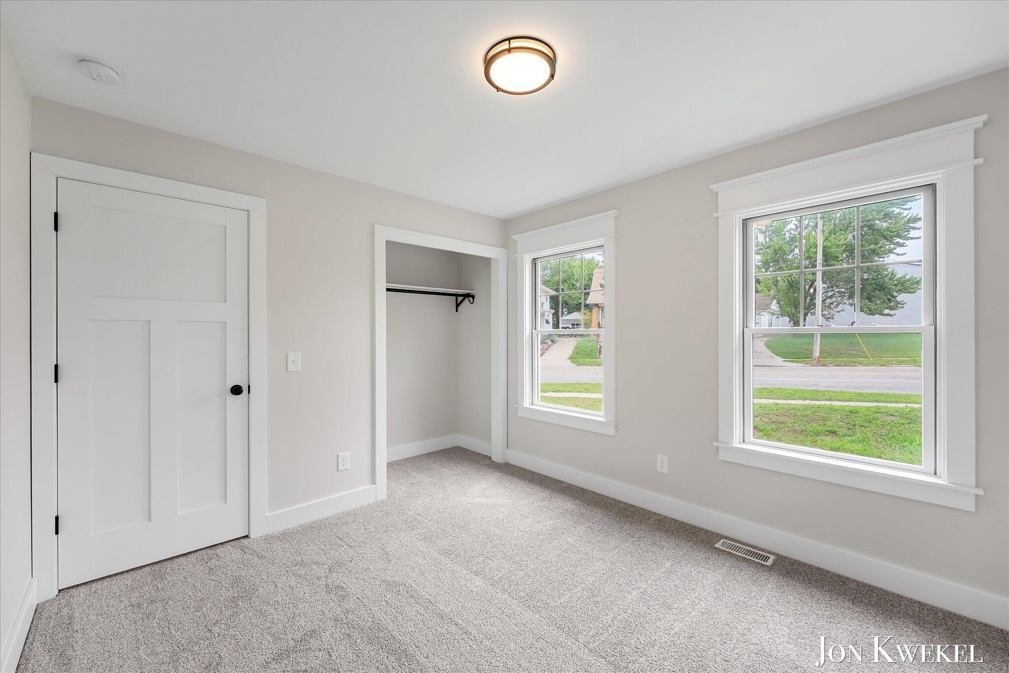 1959 Plainfield Avenue NE Grand Rapids MI 49505