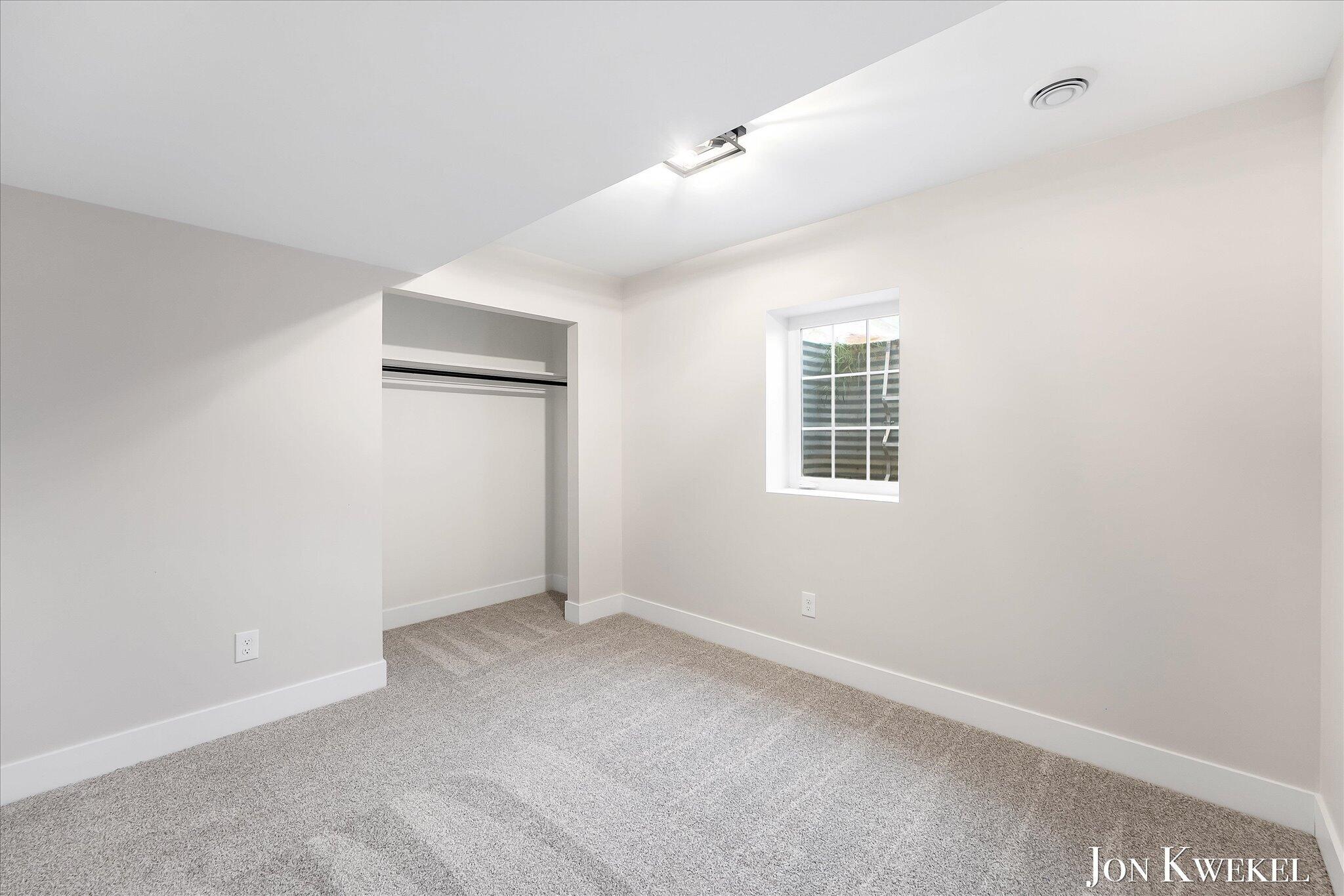 1959 Plainfield Avenue NE Grand Rapids MI 49505