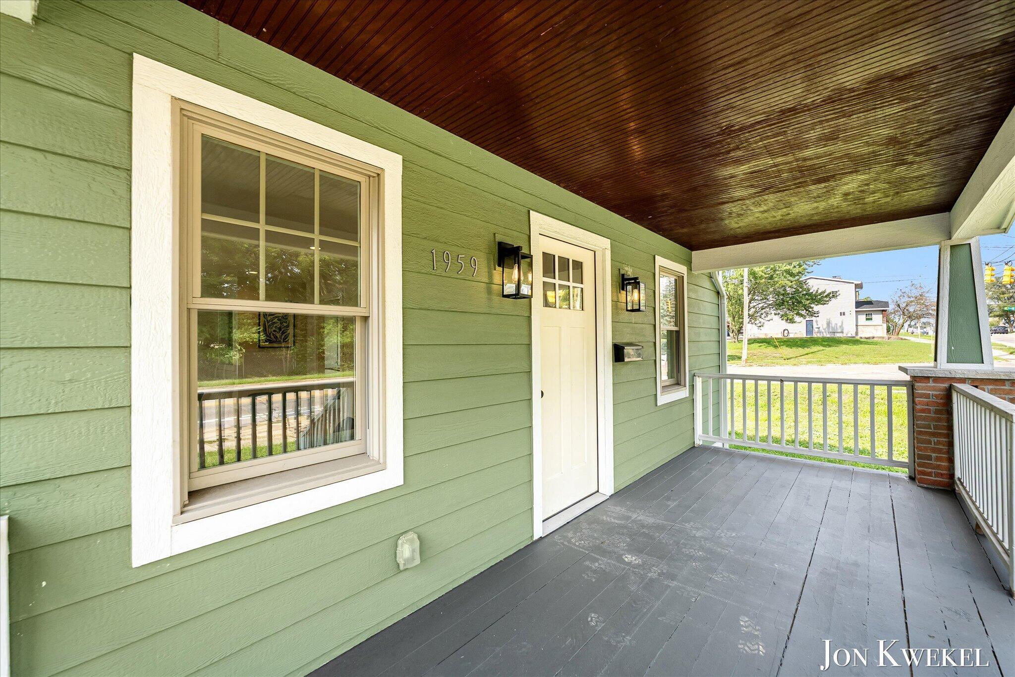 1959 Plainfield Avenue NE Grand Rapids MI 49505