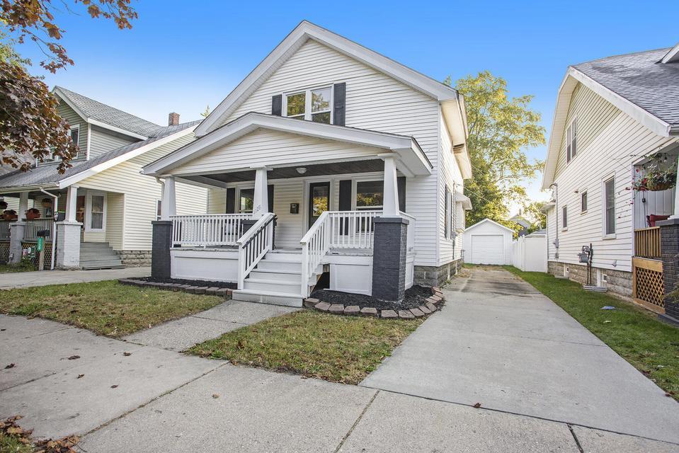 1128 Powers Avenue NW Grand Rapids MI 49504