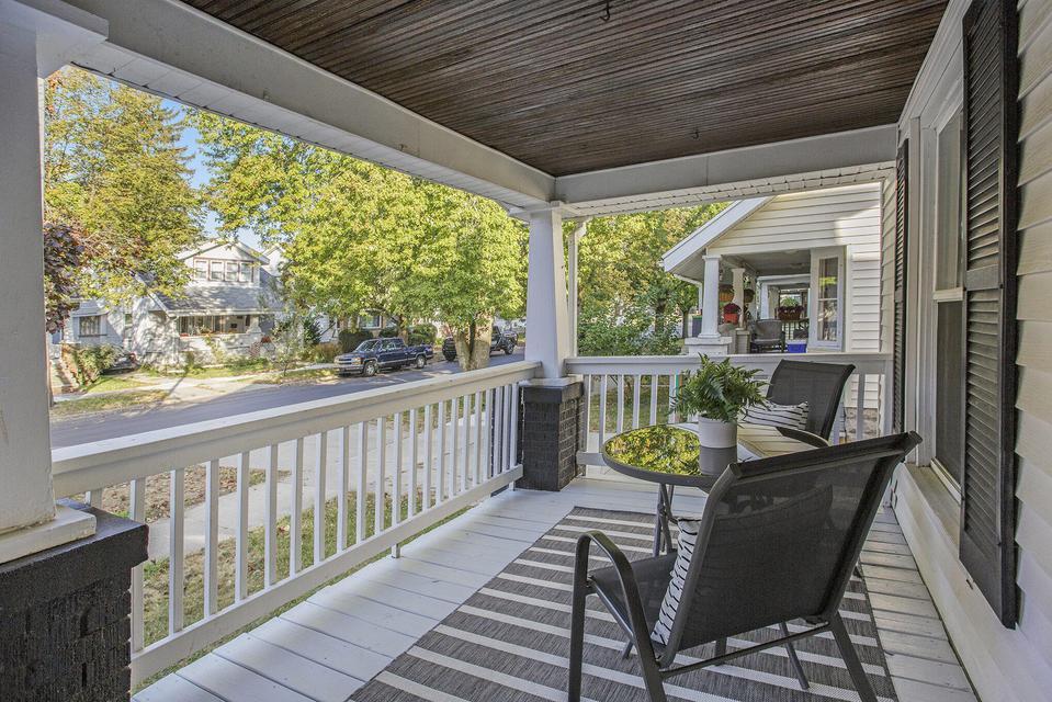 1128 Powers Avenue NW Grand Rapids MI 49504