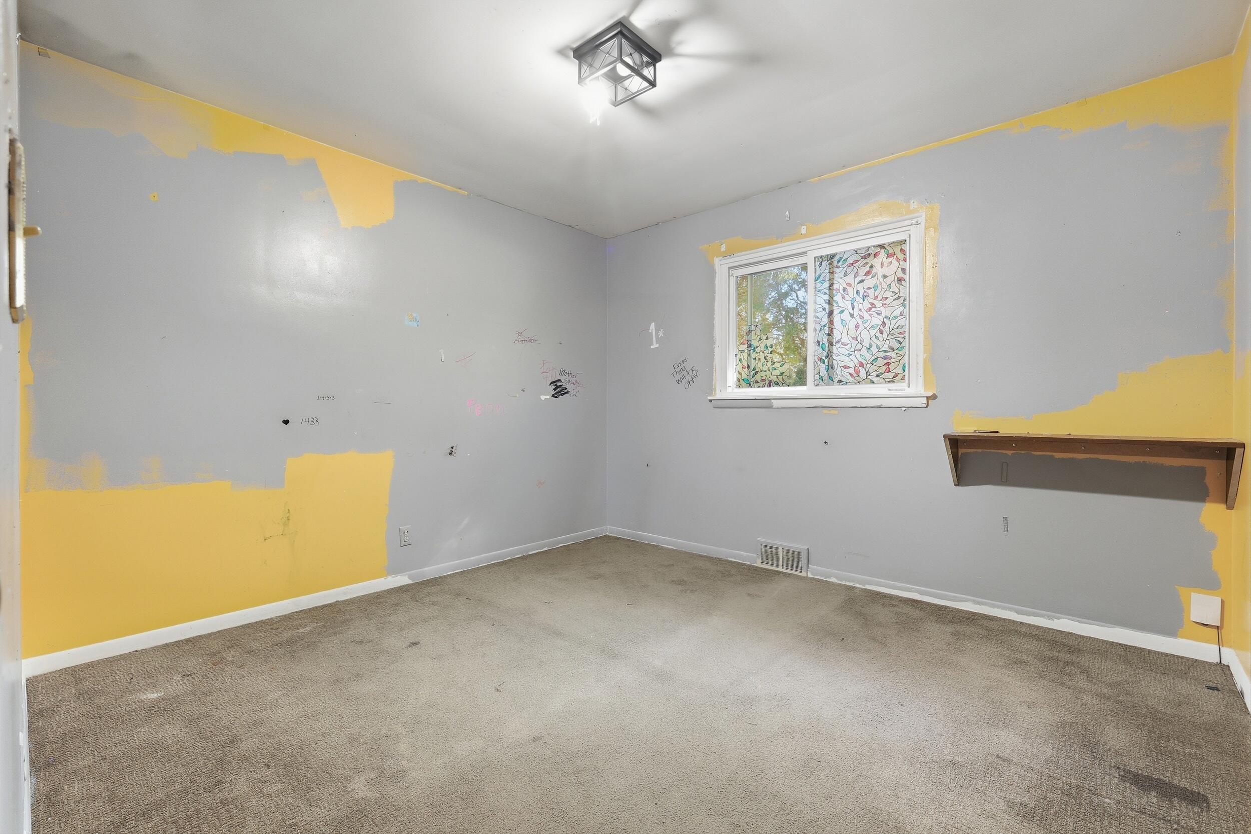 2211 Apple Avenue NW Grand Rapids MI 49504