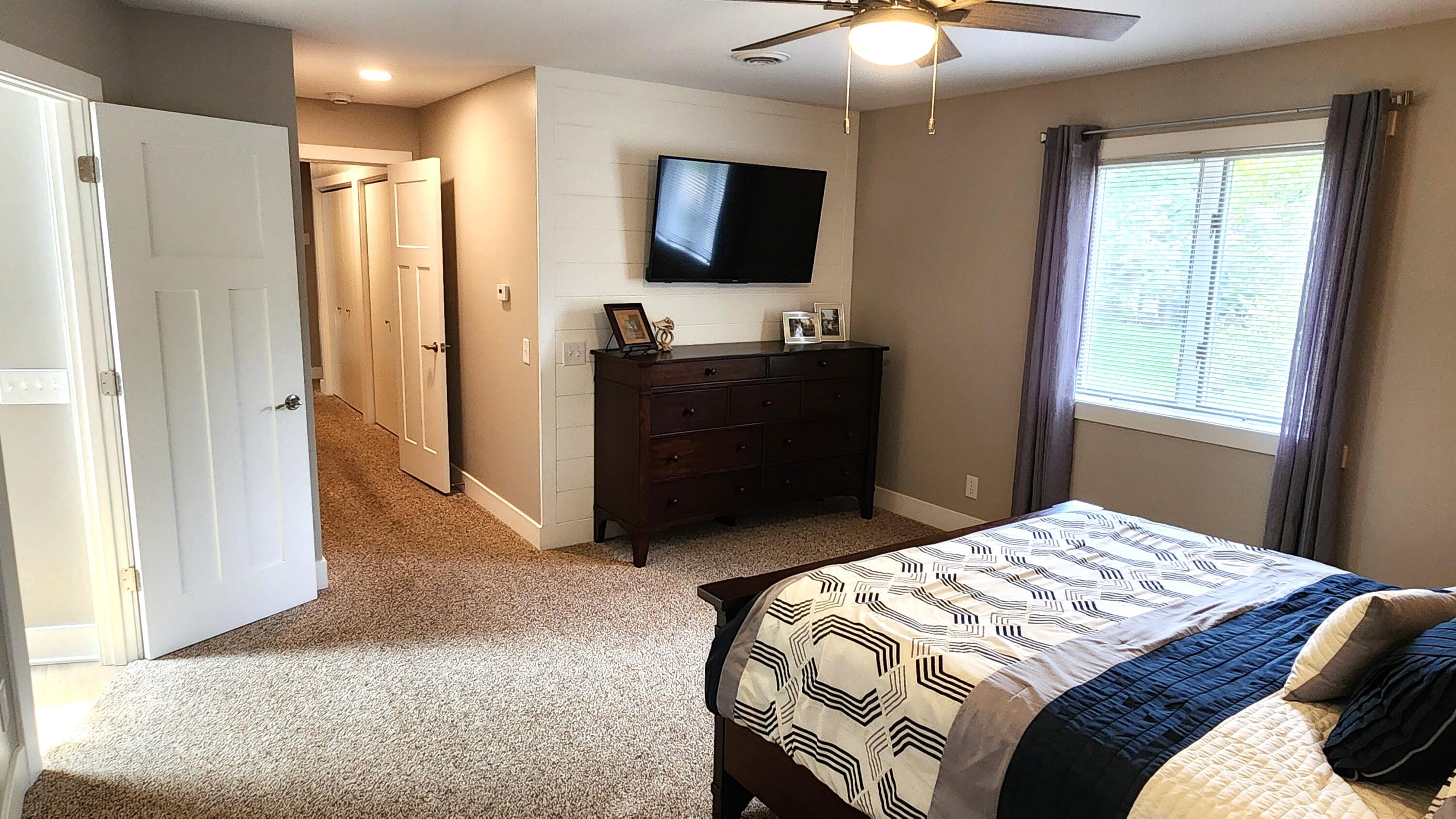 1538 Hillsboro Avenue SE Grand Rapids MI 49546
