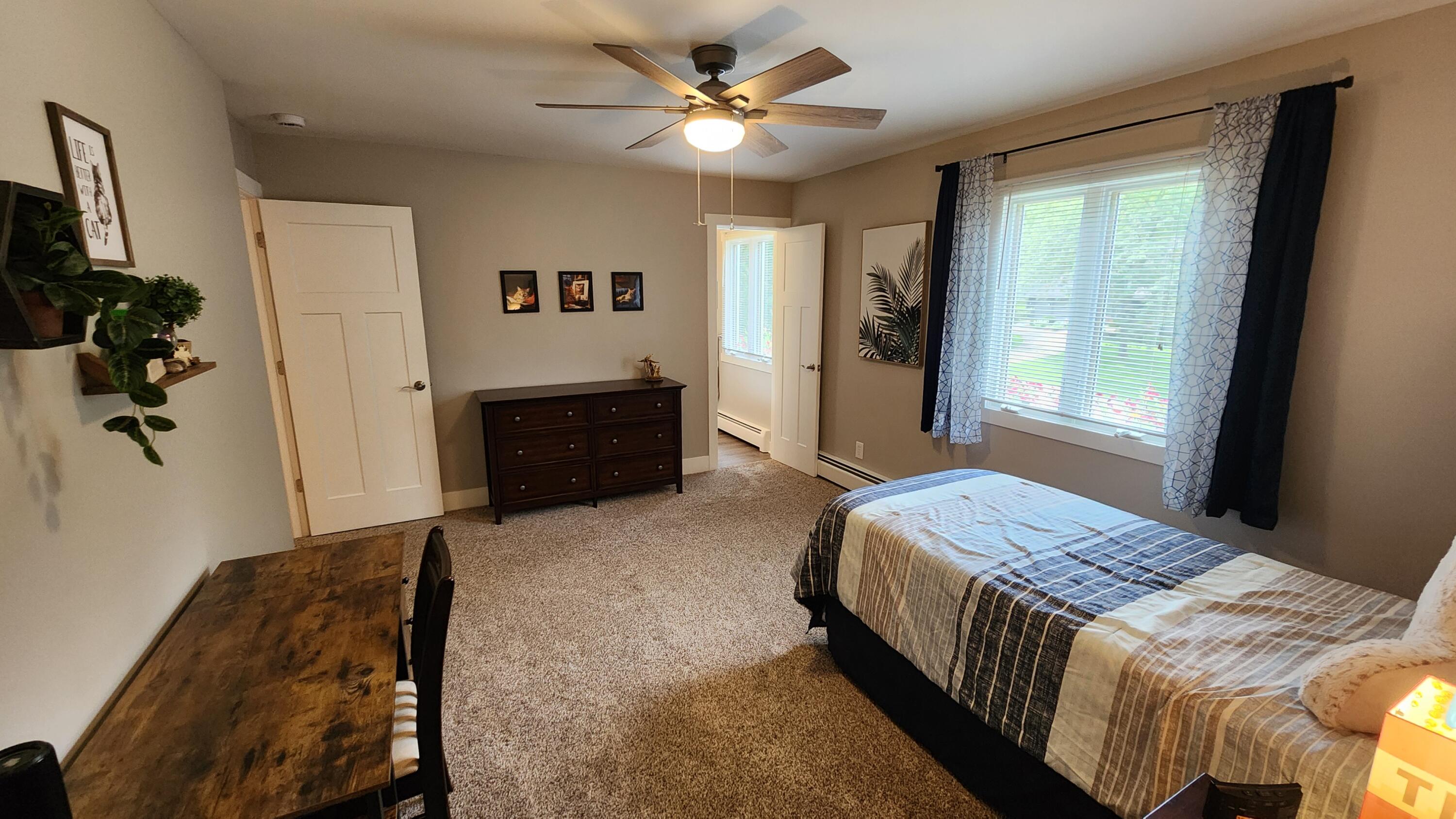 1538 Hillsboro Avenue SE Grand Rapids MI 49546