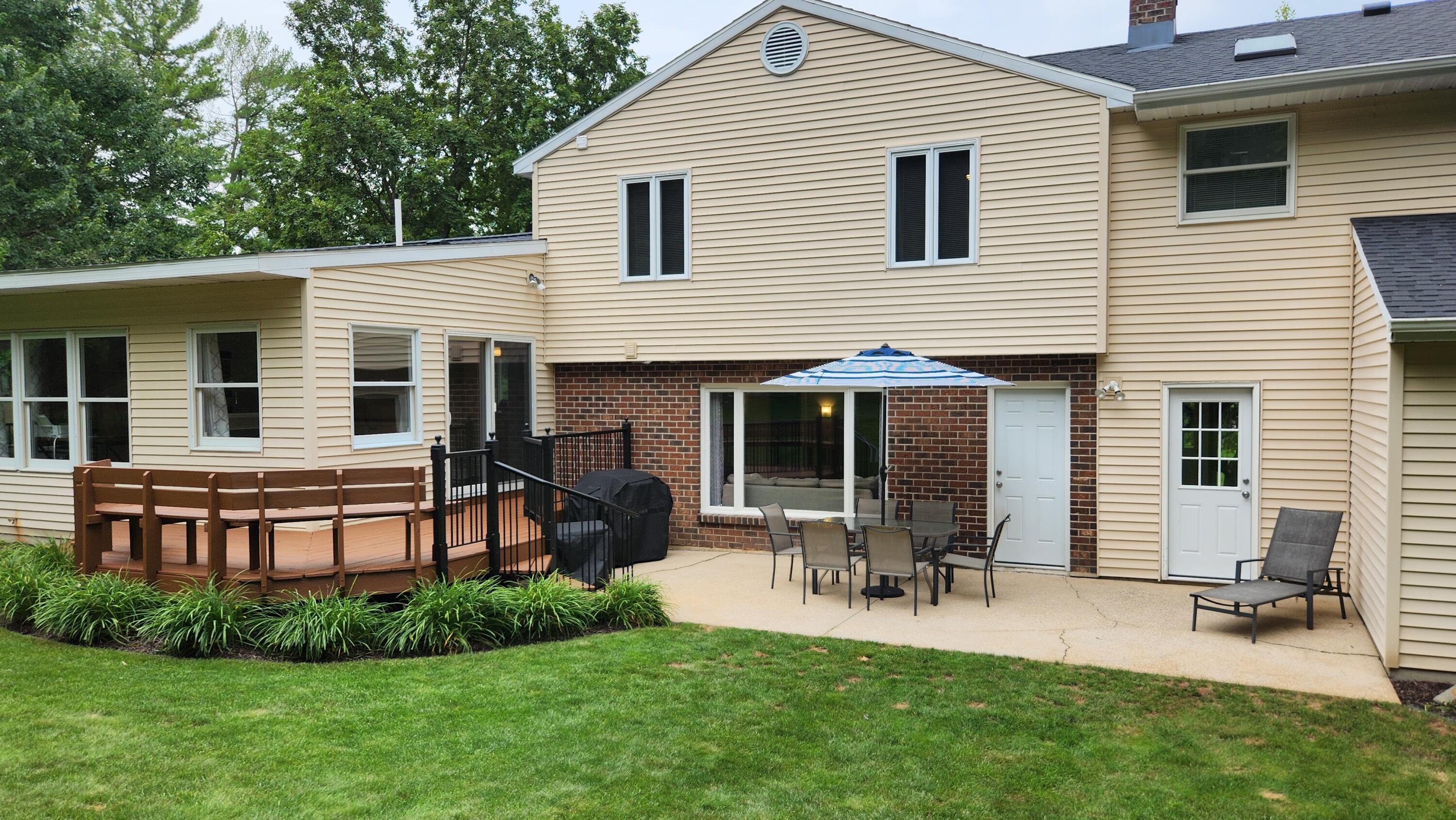 1538 Hillsboro Avenue SE Grand Rapids MI 49546