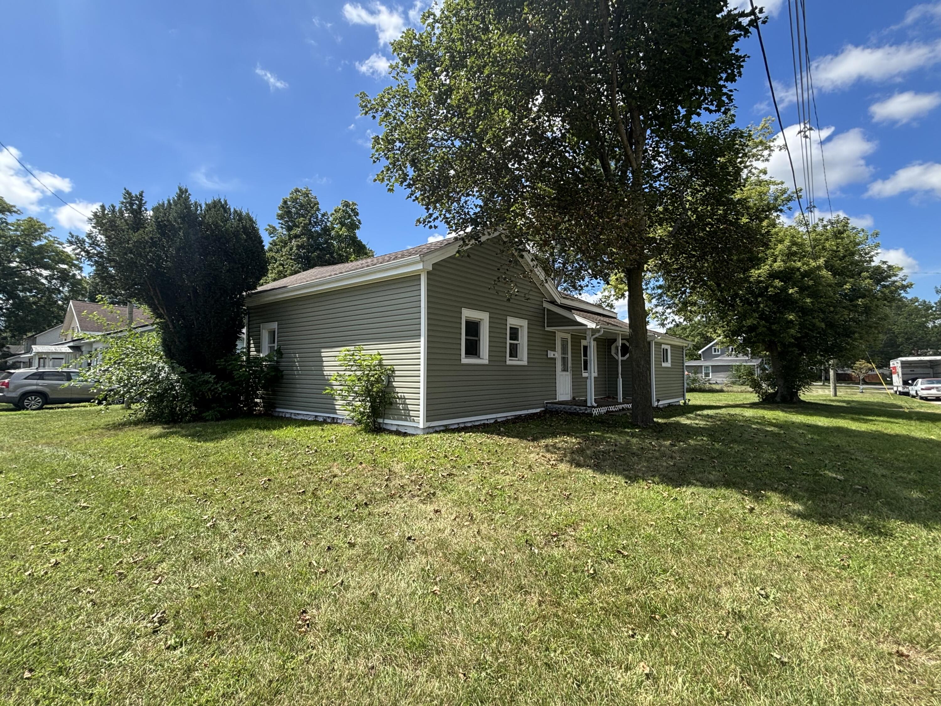 421 W Railroad Street Dowagiac MI 49047