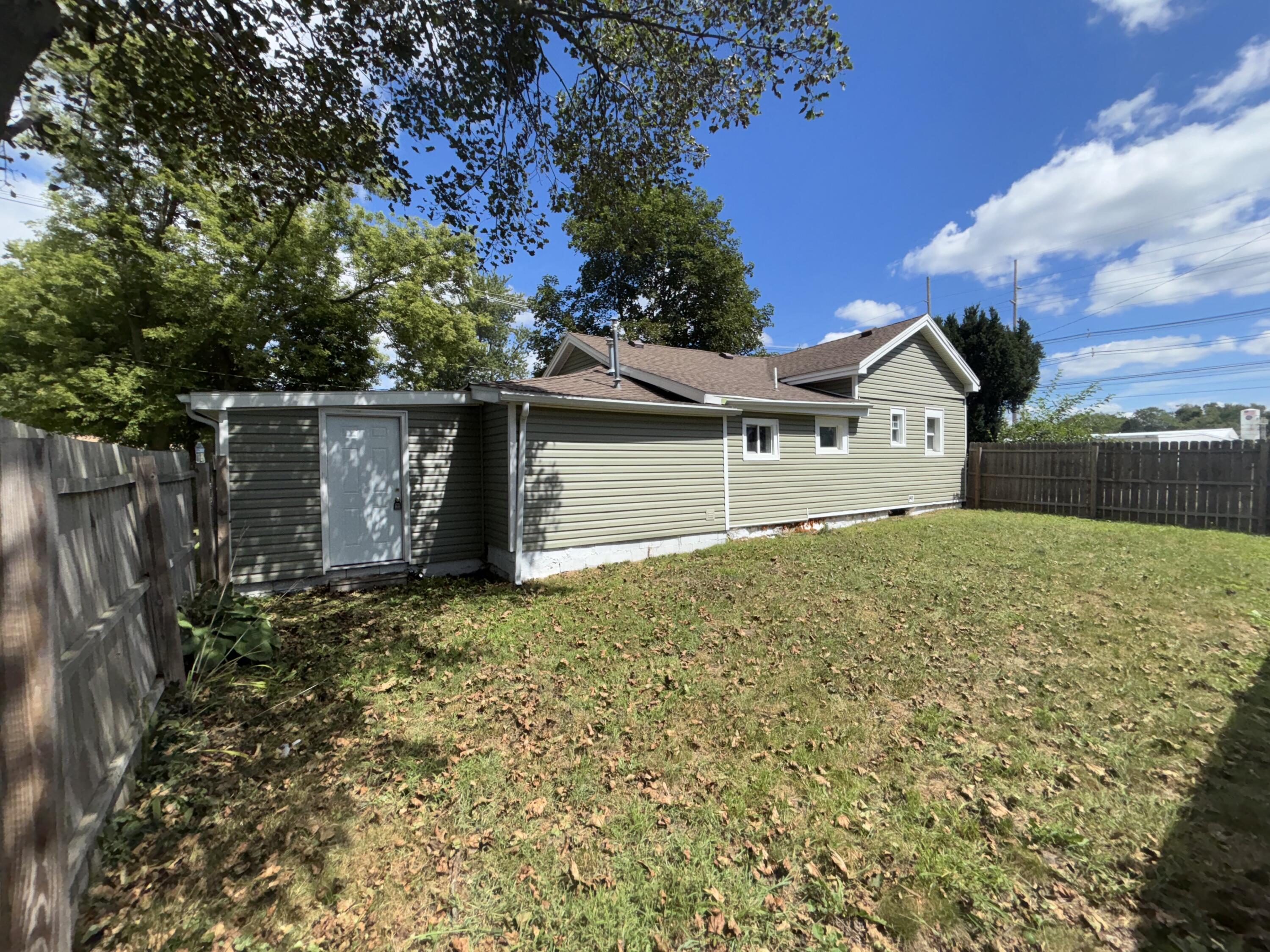 421 W Railroad Street Dowagiac MI 49047