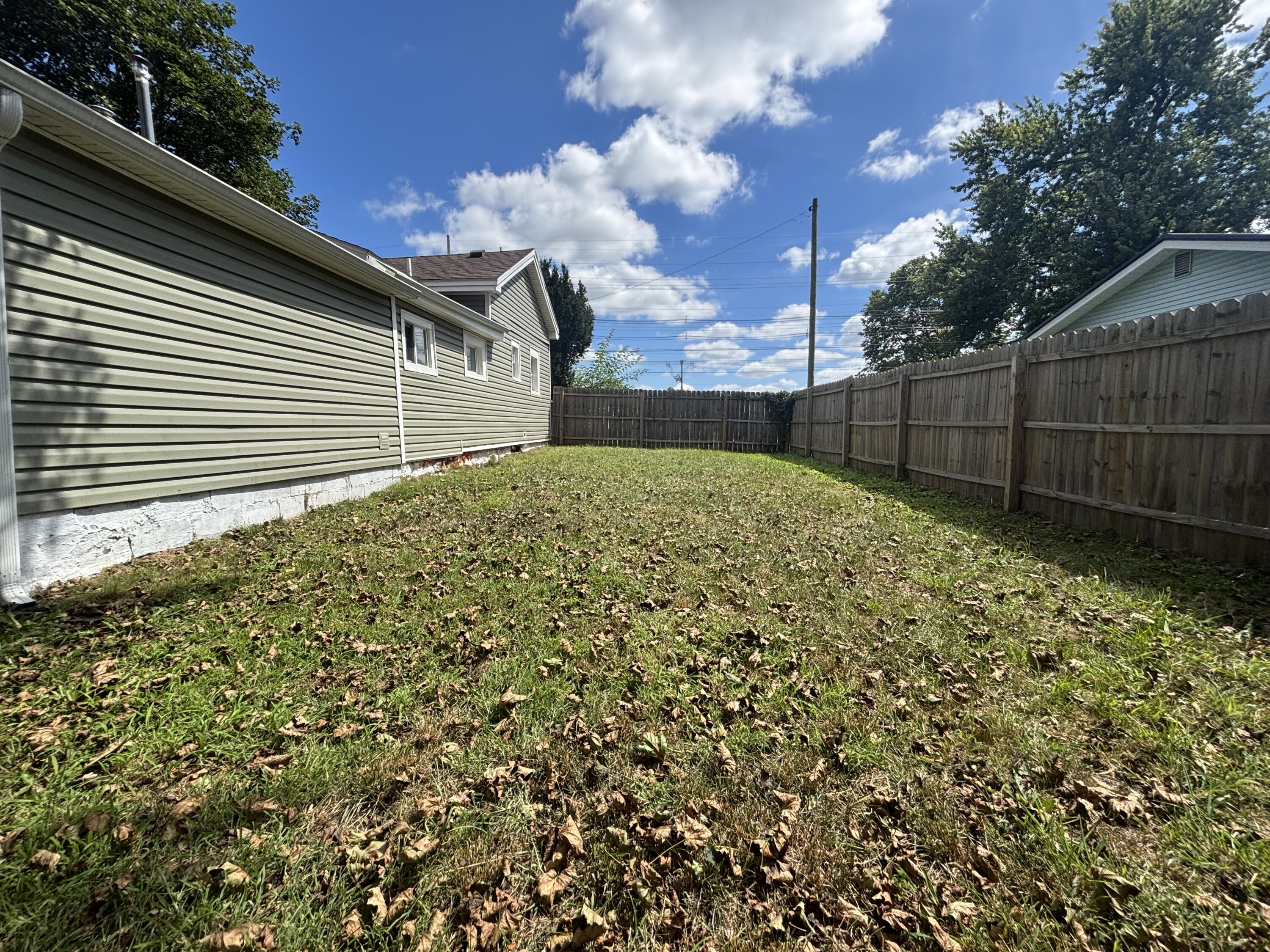421 W Railroad Street Dowagiac MI 49047