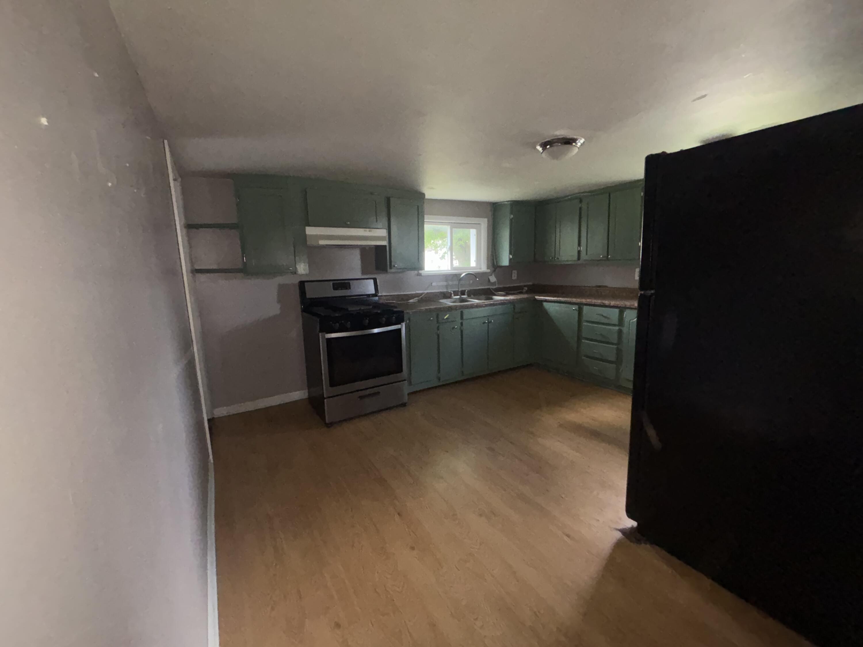 421 W Railroad Street Dowagiac MI 49047