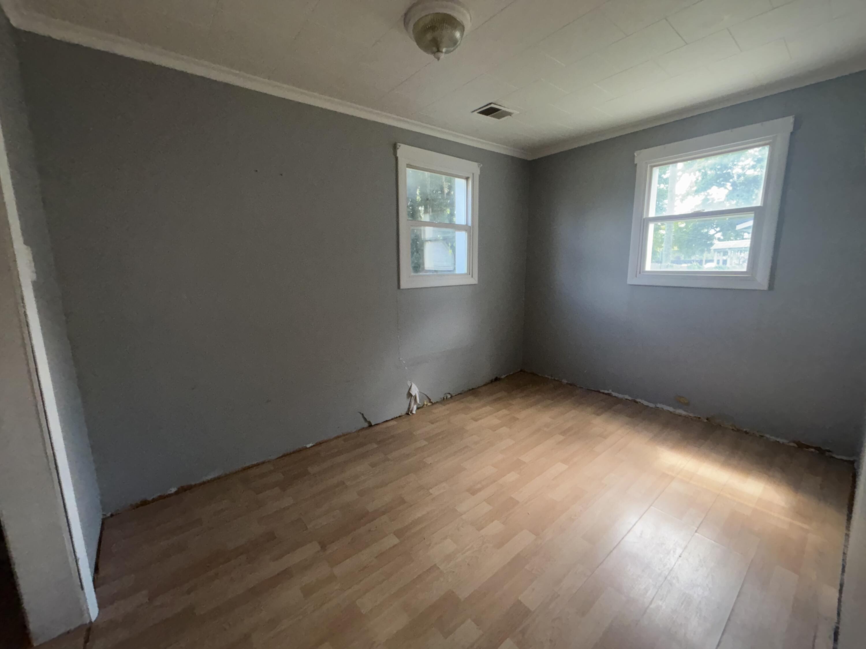 421 W Railroad Street Dowagiac MI 49047