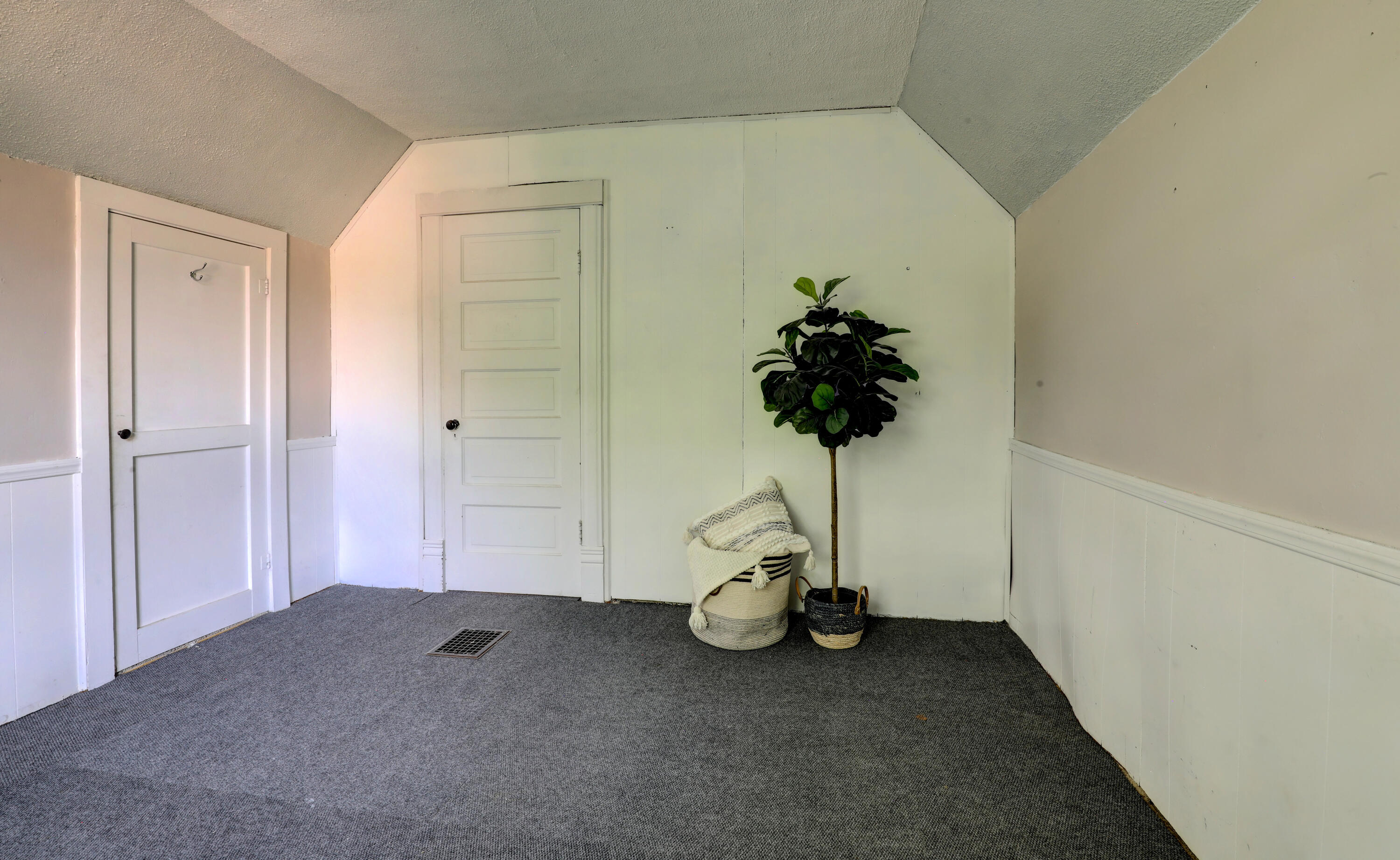 241 Woodward Street Zeeland MI 49464