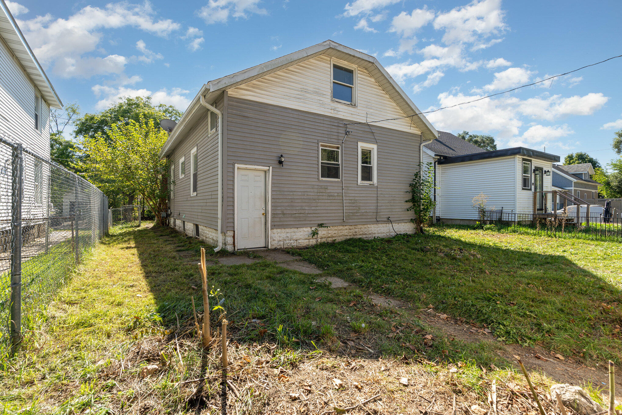 907 Humbolt Street SE Grand Rapids MI 49507