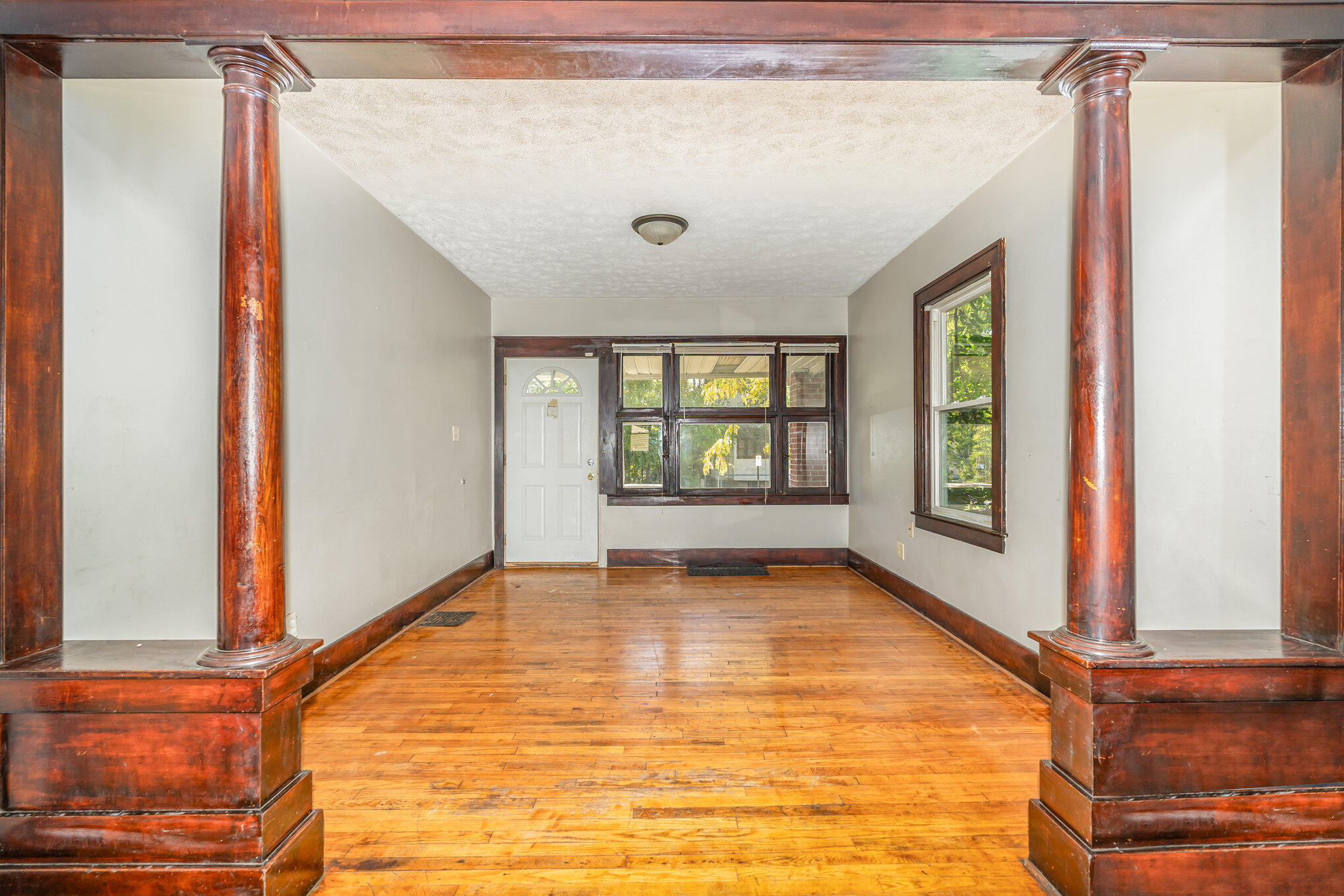 907 Humbolt Street SE Grand Rapids MI 49507