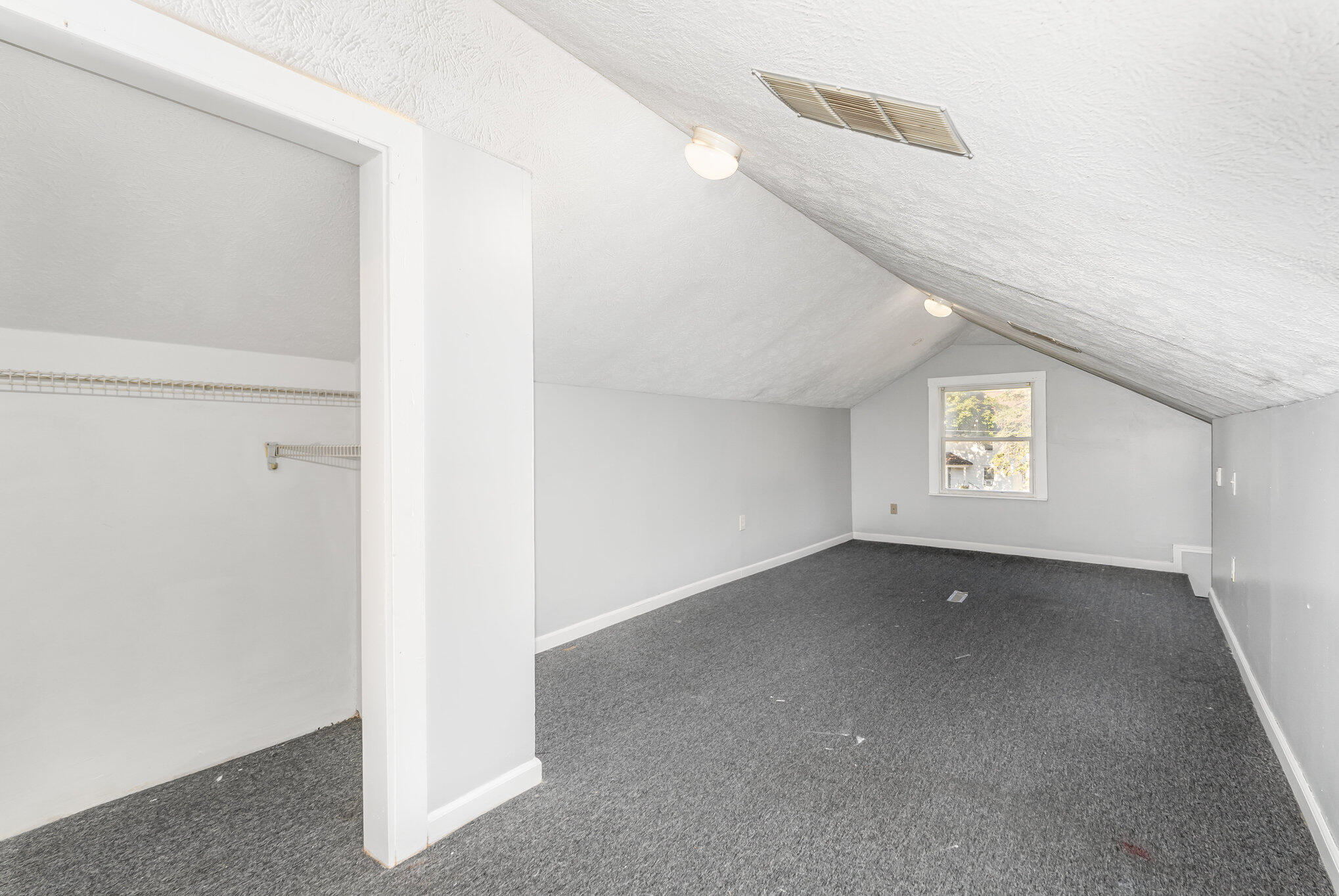 907 Humbolt Street SE Grand Rapids MI 49507