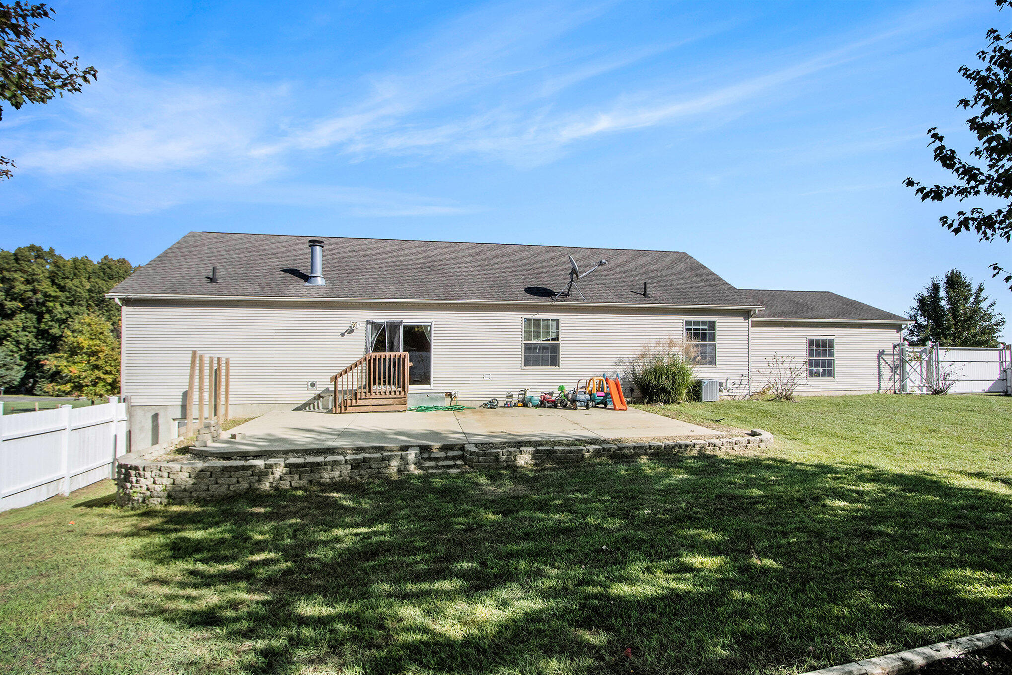 2116 Appy Way Allegan MI 49010