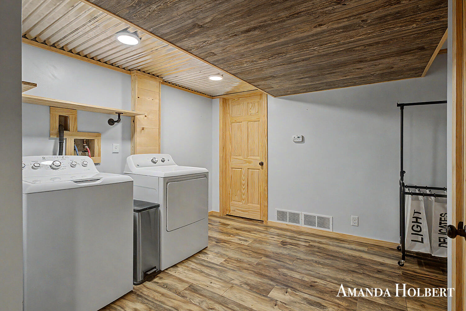 4635 12 Mile Road NE Rockford MI 49341