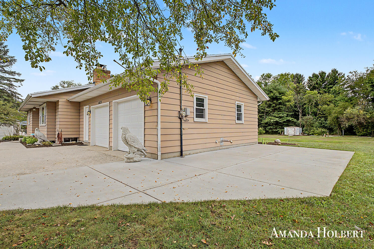 4635 12 Mile Road NE Rockford MI 49341