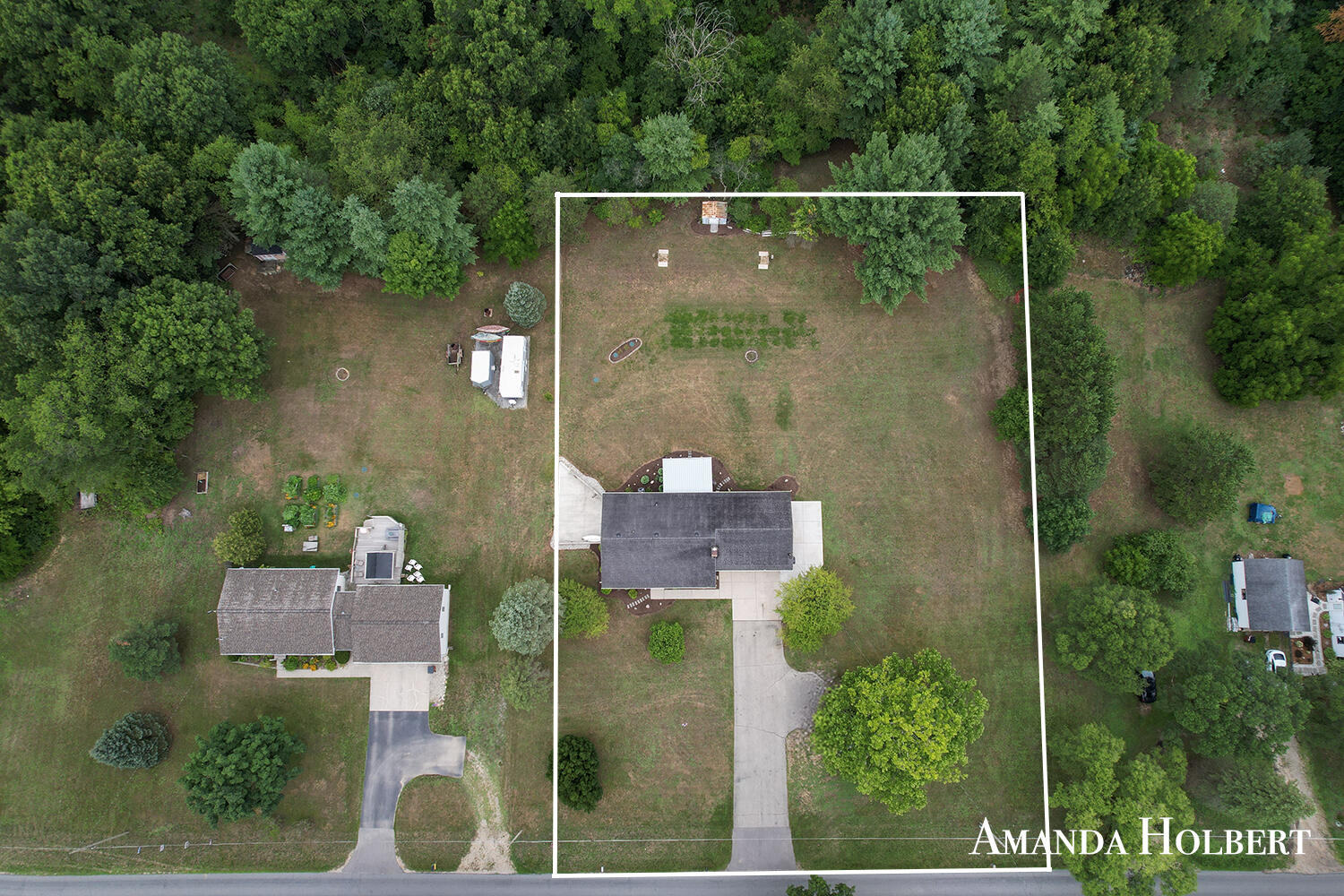 4635 12 Mile Road NE Rockford MI 49341