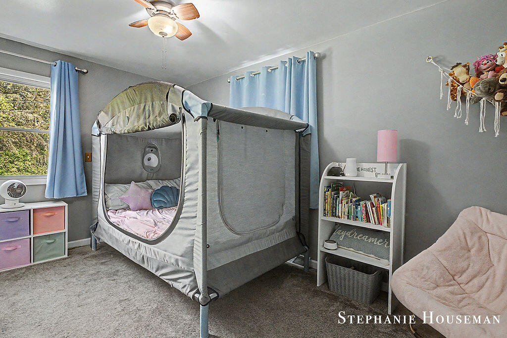 2914 River Hill Drive NW Grand Rapids MI 49534