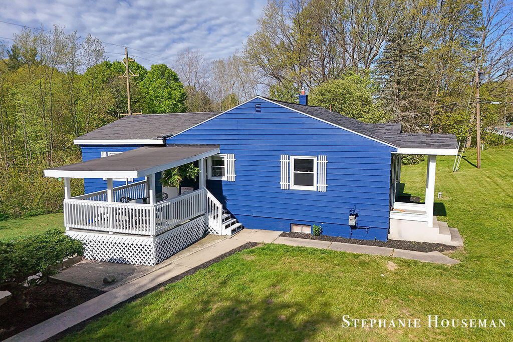 2914 River Hill Drive NW Grand Rapids MI 49534