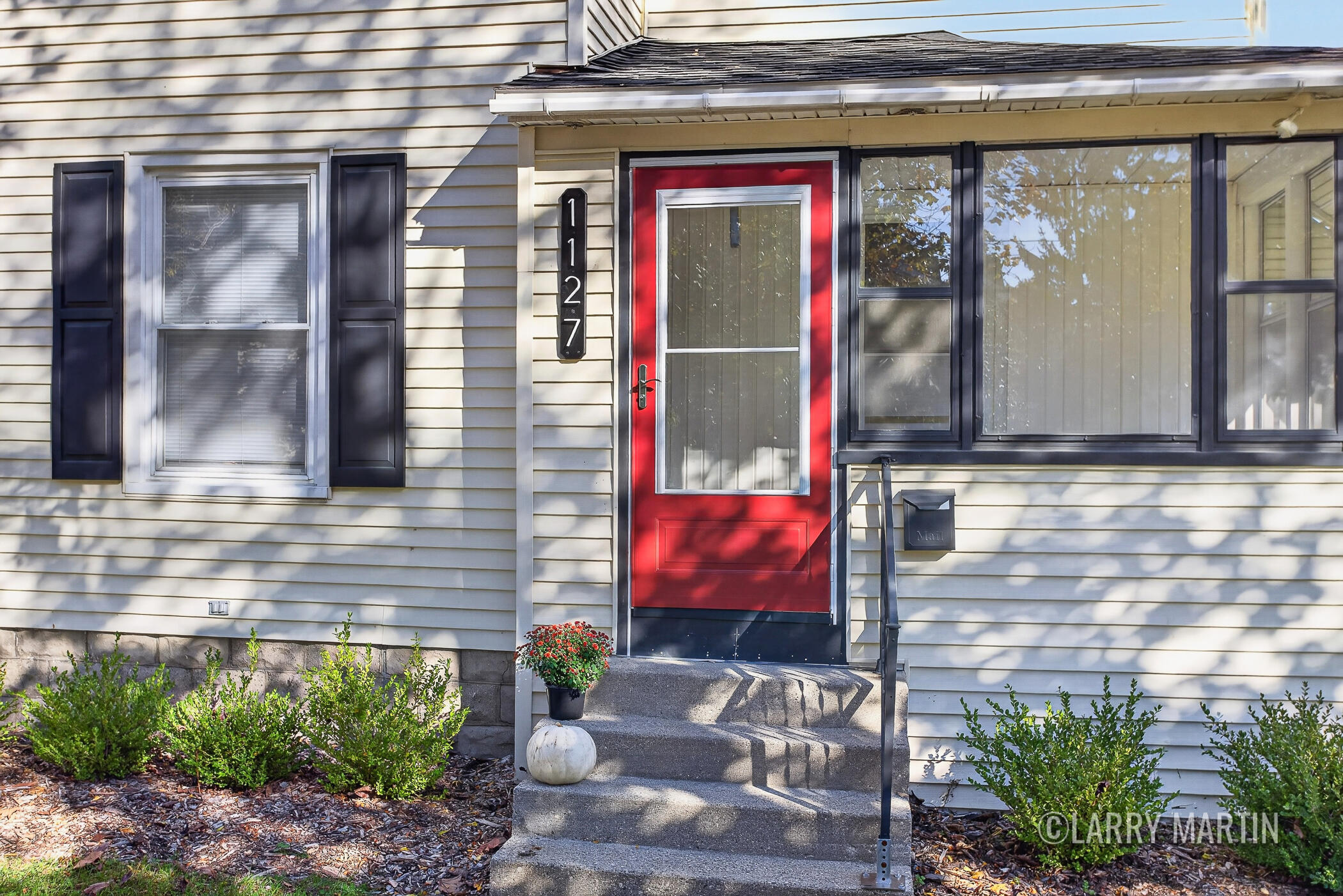 1127 Sibley Street NW Grand Rapids MI 49504