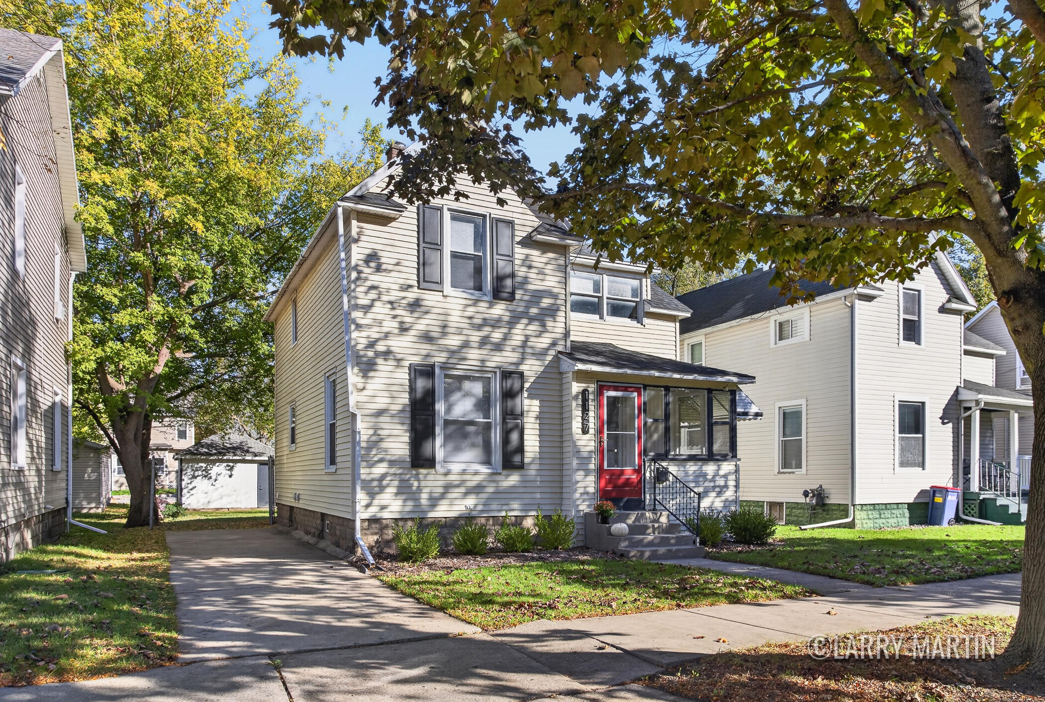 1127 Sibley Street NW Grand Rapids MI 49504