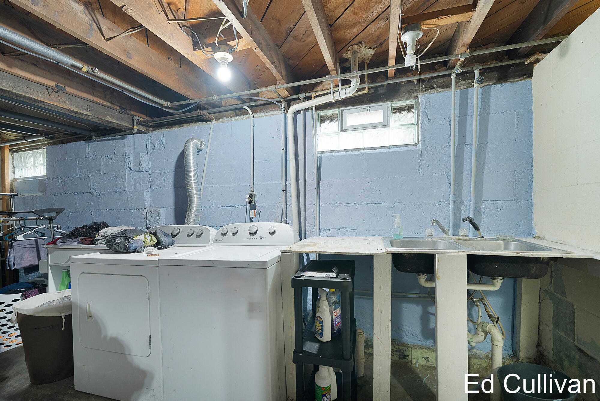 824 Arianna Street NW Grand Rapids MI 49504