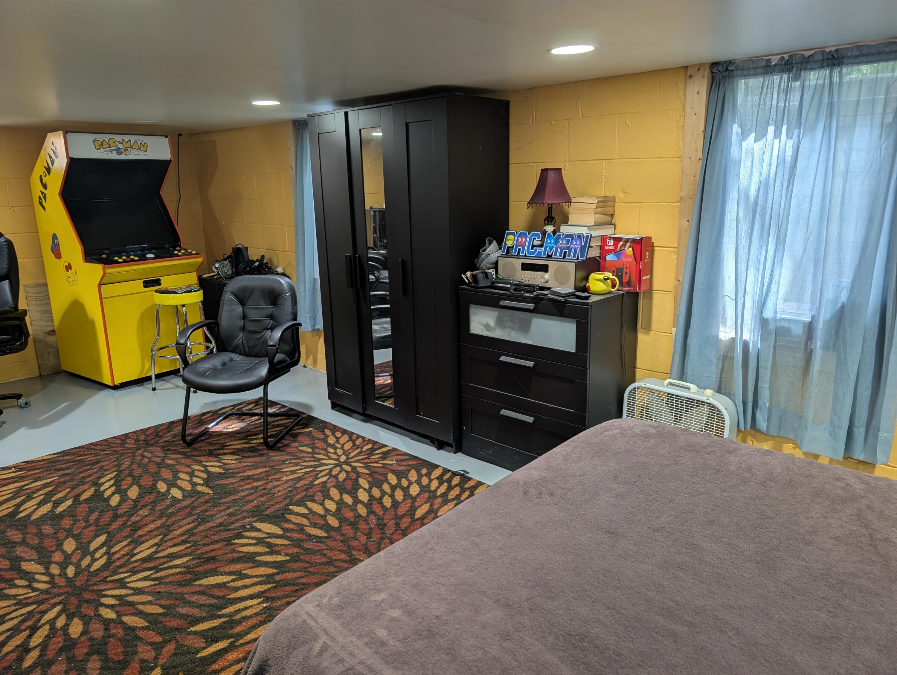 271 Randall Road Muskegon MI 49441