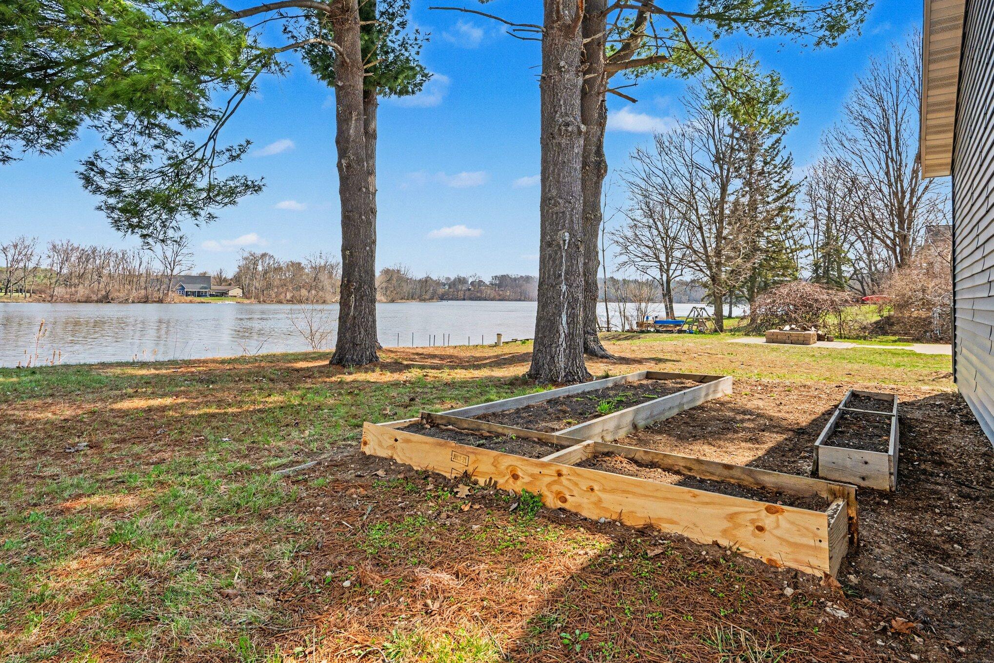 3517 Lake Allegan Drive Allegan MI 49010