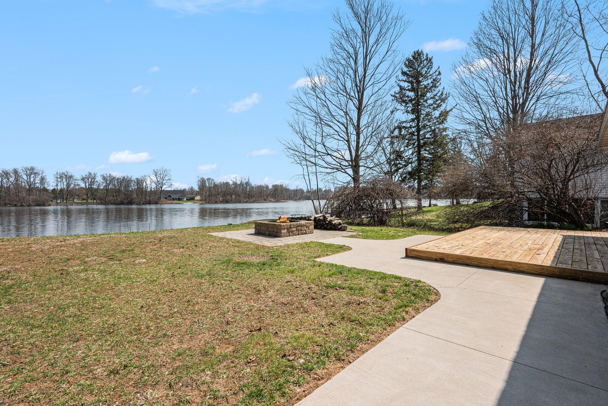 3517 Lake Allegan Drive Allegan MI 49010