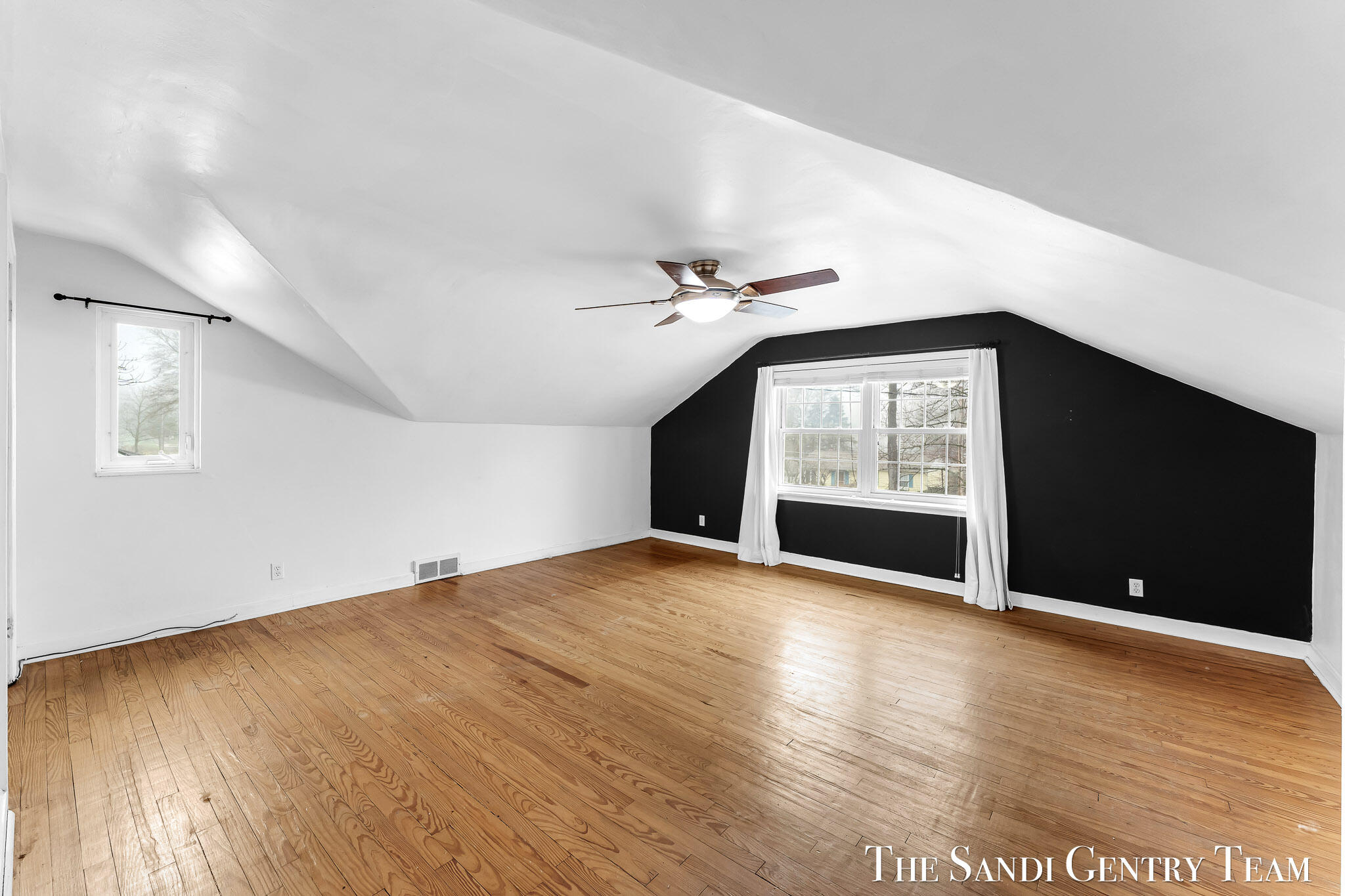 15008 Lakeshore Drive Grand Haven MI 49417