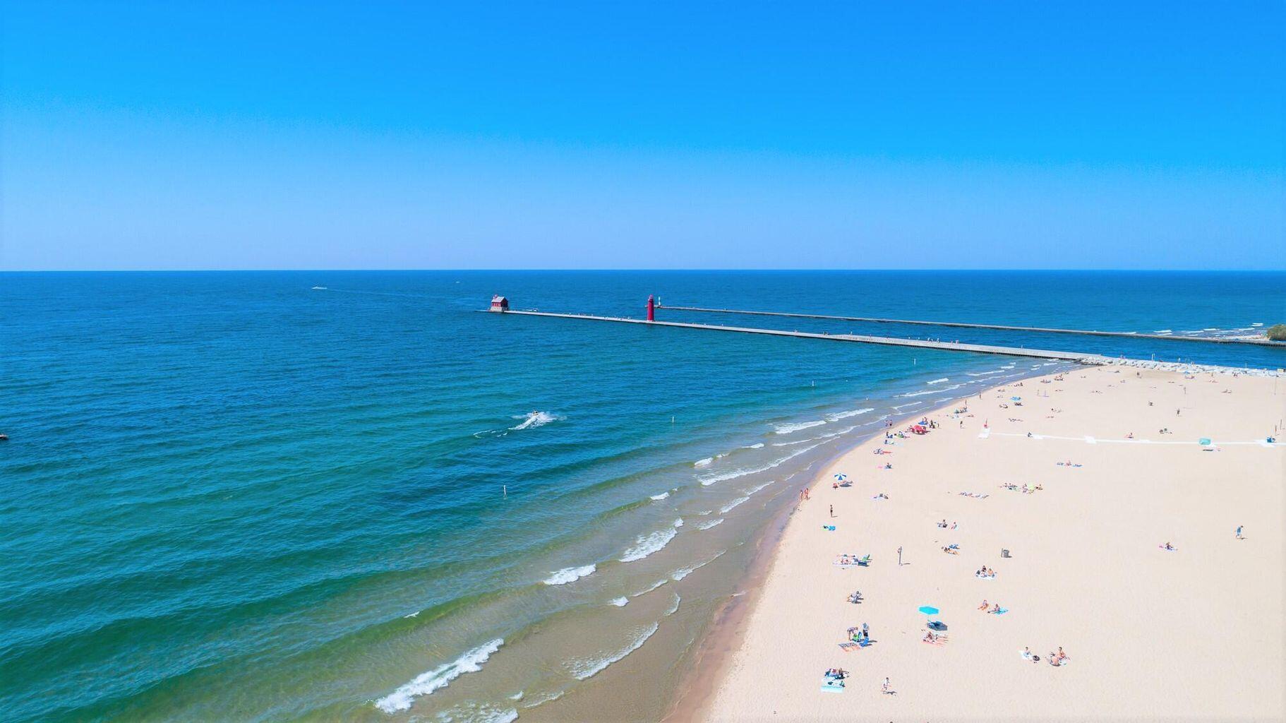 15008 Lakeshore Drive Grand Haven MI 49417