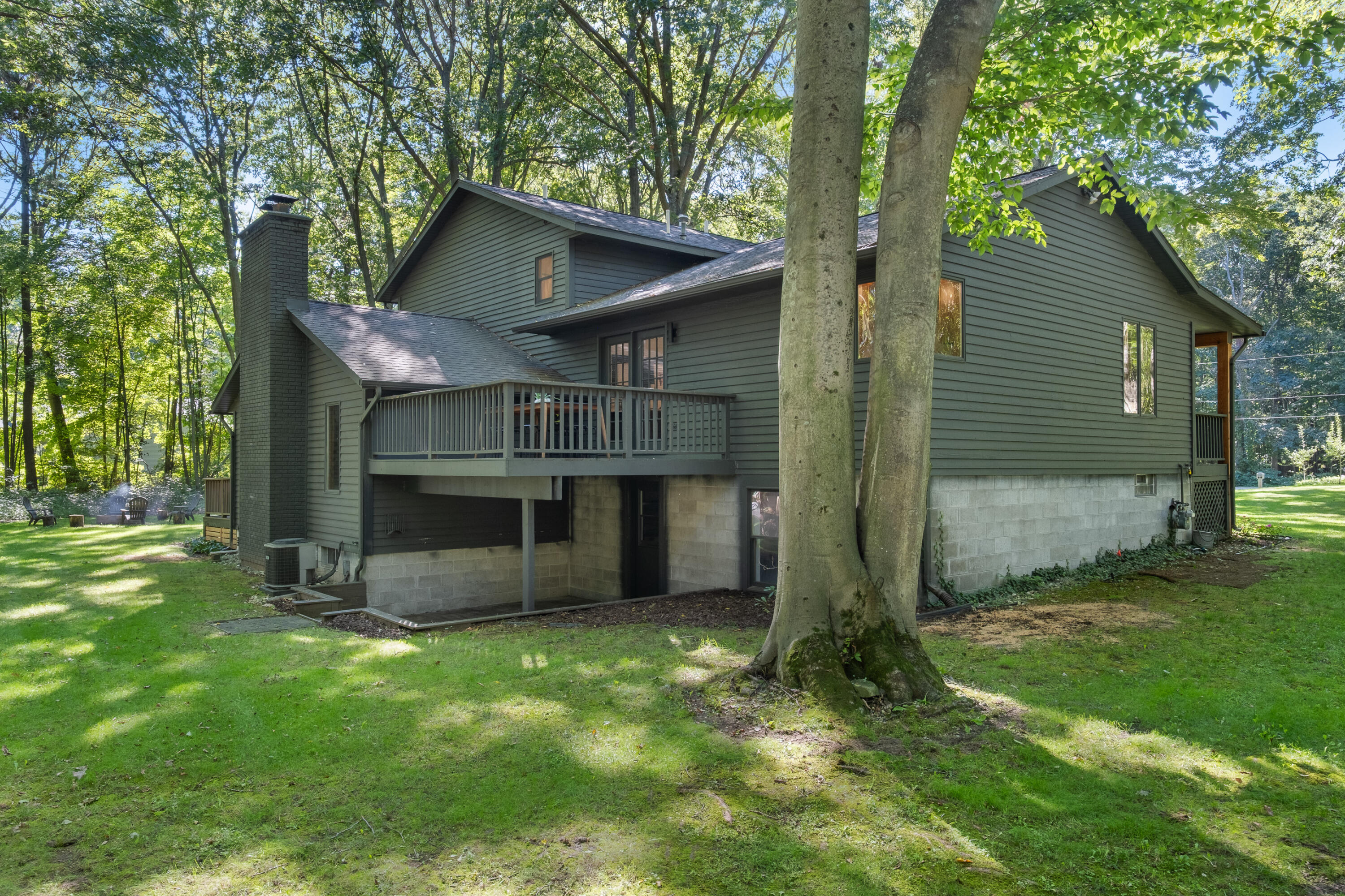 12890 Woodhaven Drive Grand Haven MI 49417